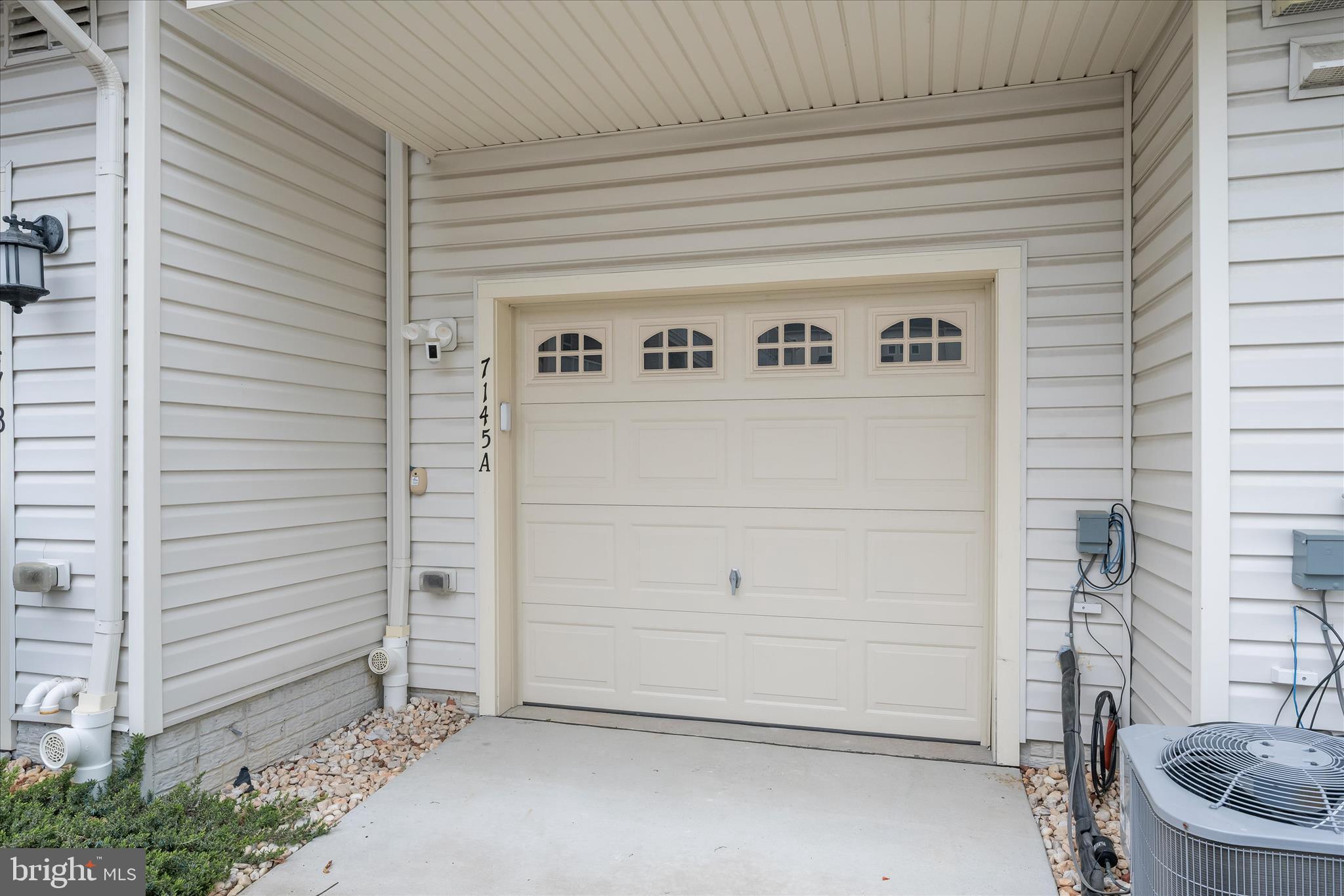 OXFORD SQUARE - Residential