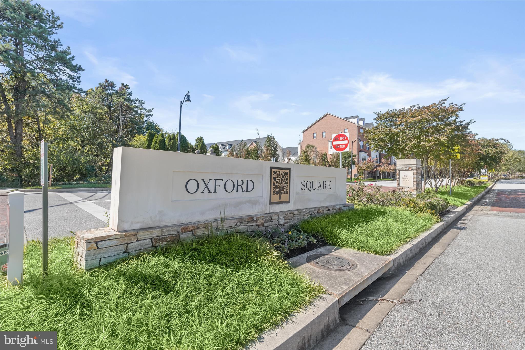 OXFORD SQUARE - Residential