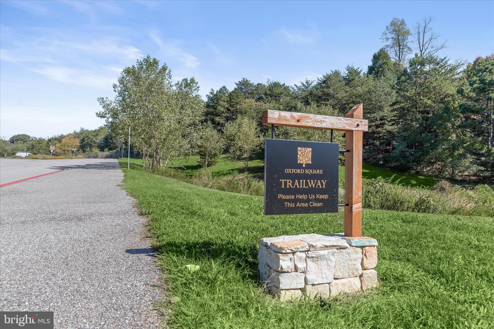 OXFORD SQUARE - Residential