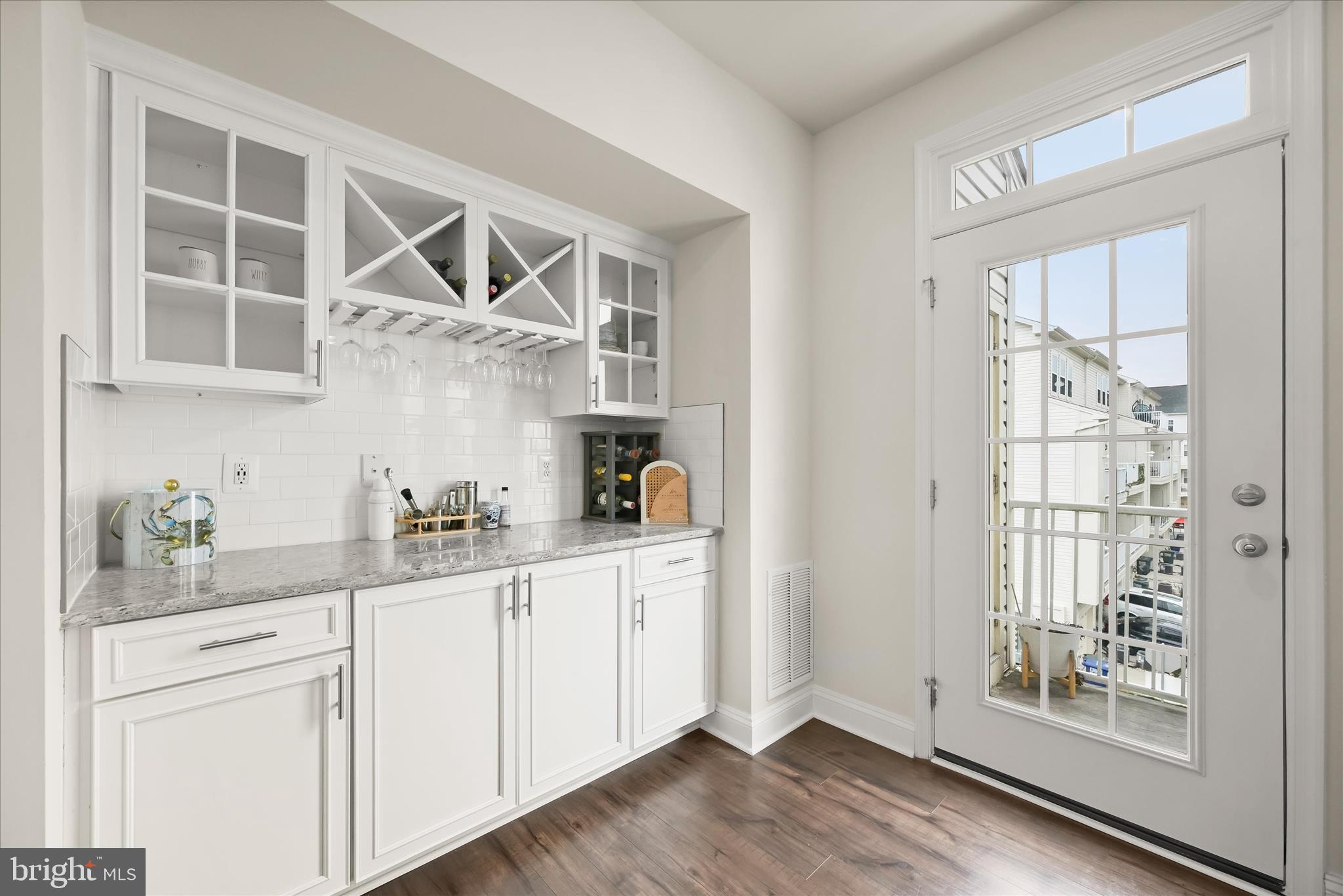 OXFORD SQUARE - Residential