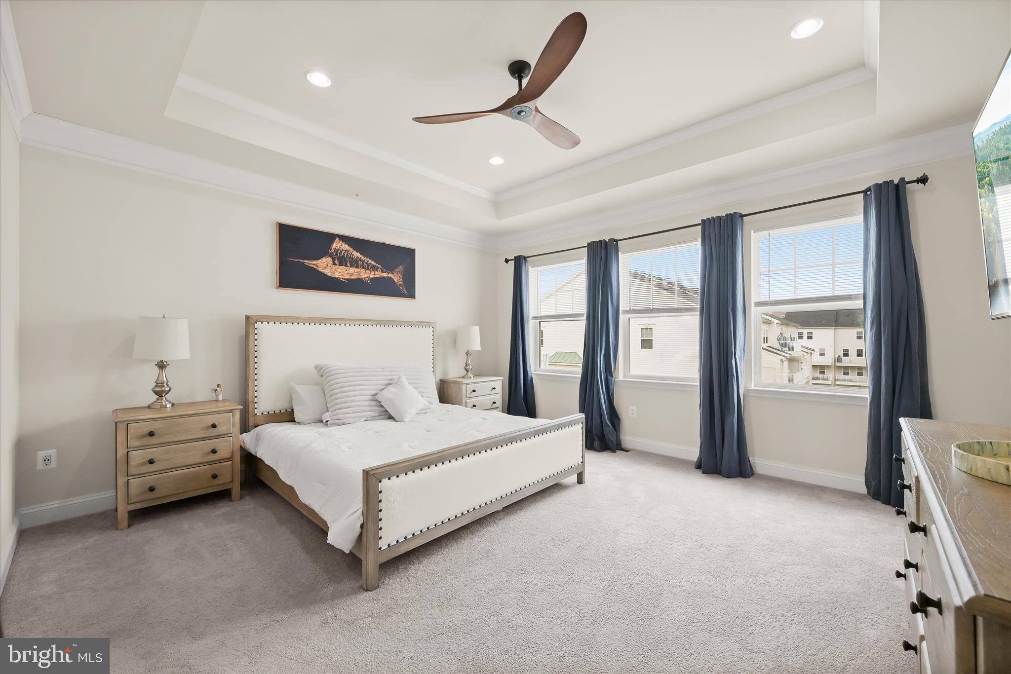 OXFORD SQUARE - Residential