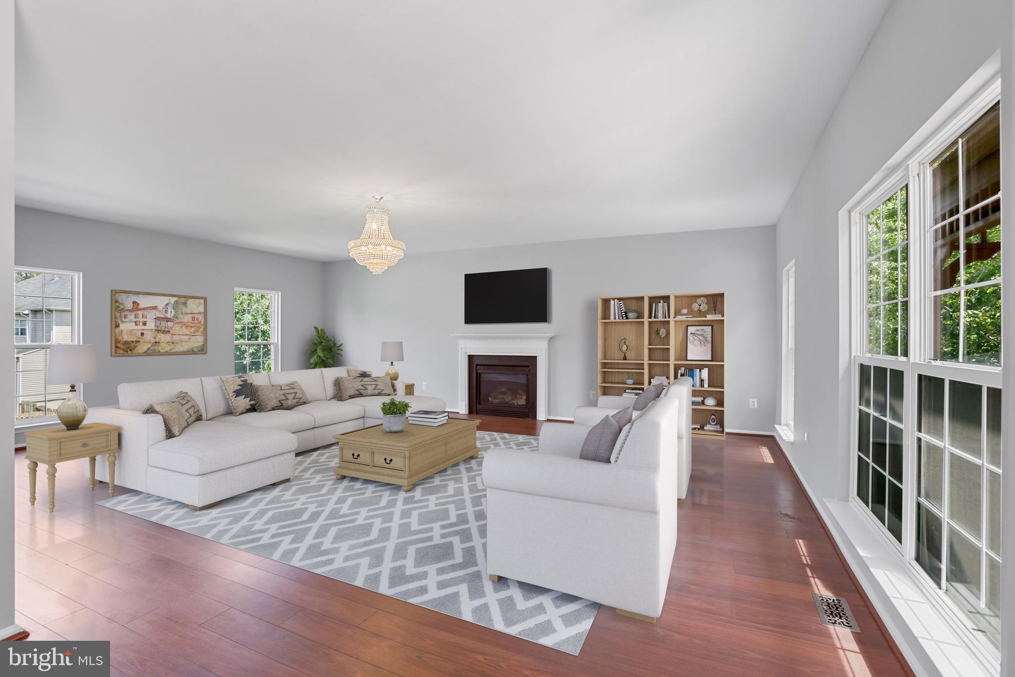 5319 DAYBREAK LANE