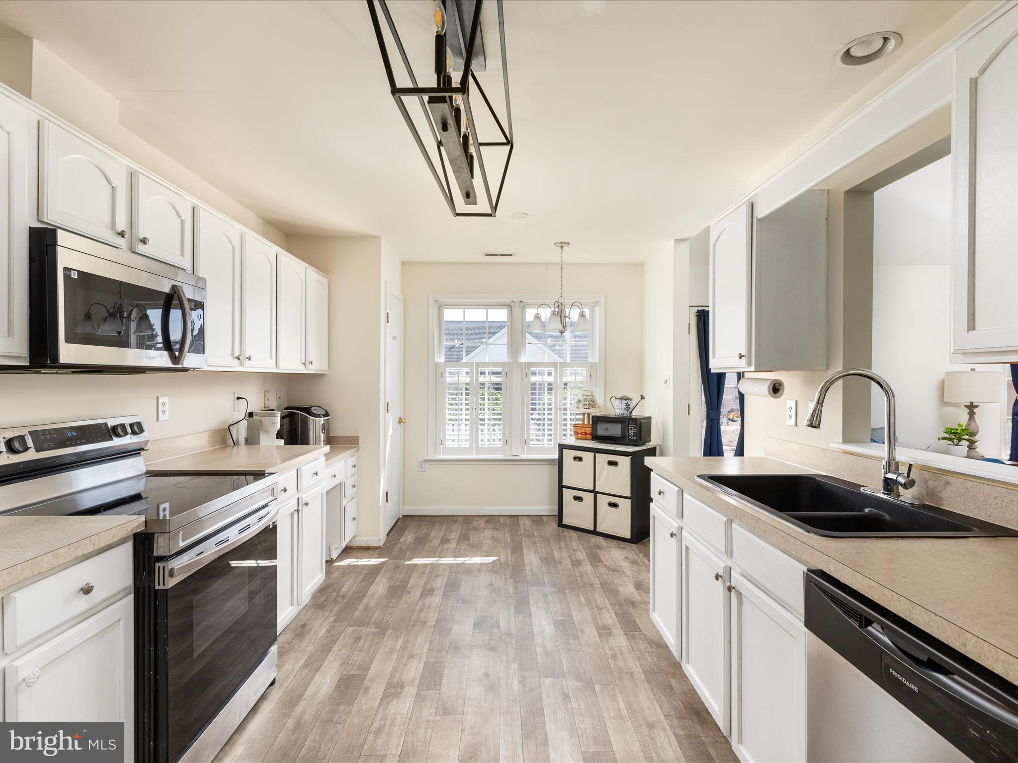 HAMMONDS MILL - Residential