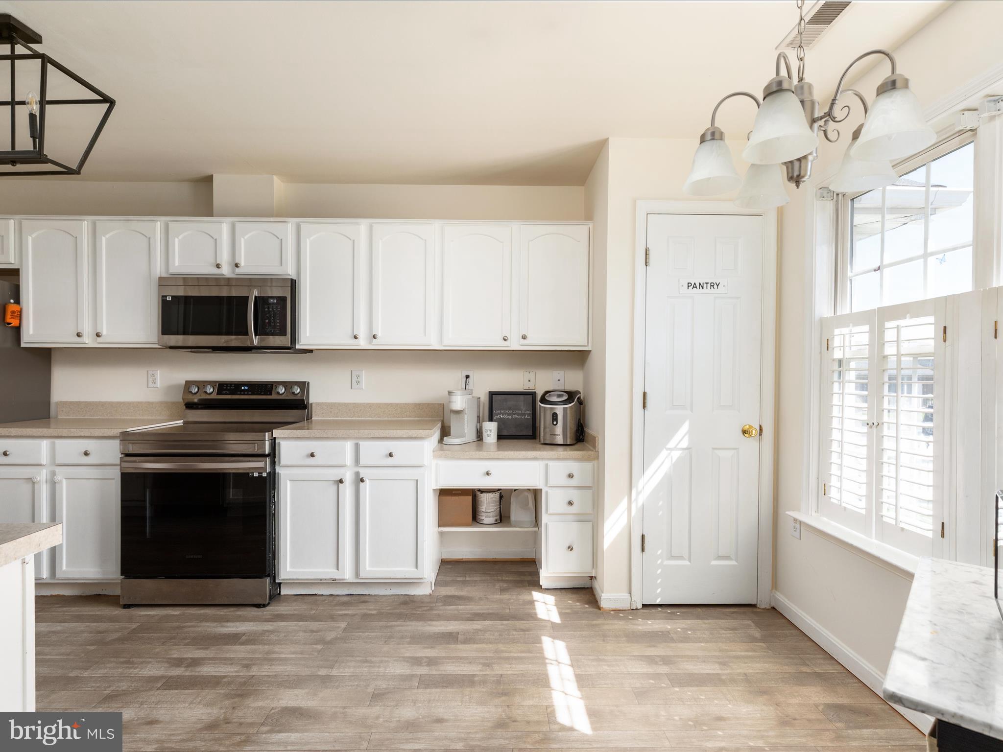 HAMMONDS MILL - Residential