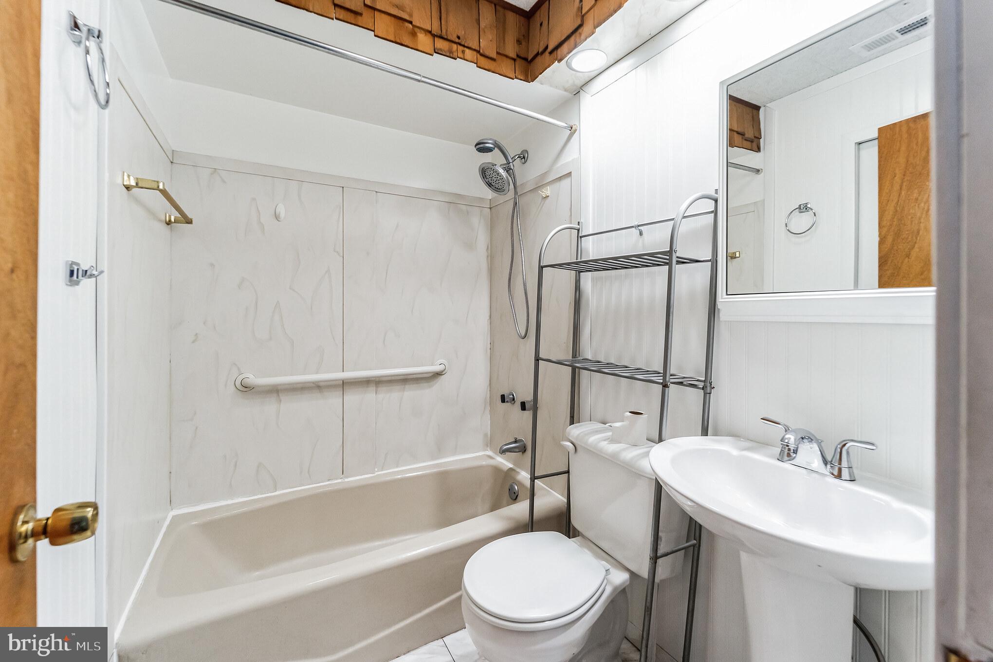 VICTORY VILLA - Residential