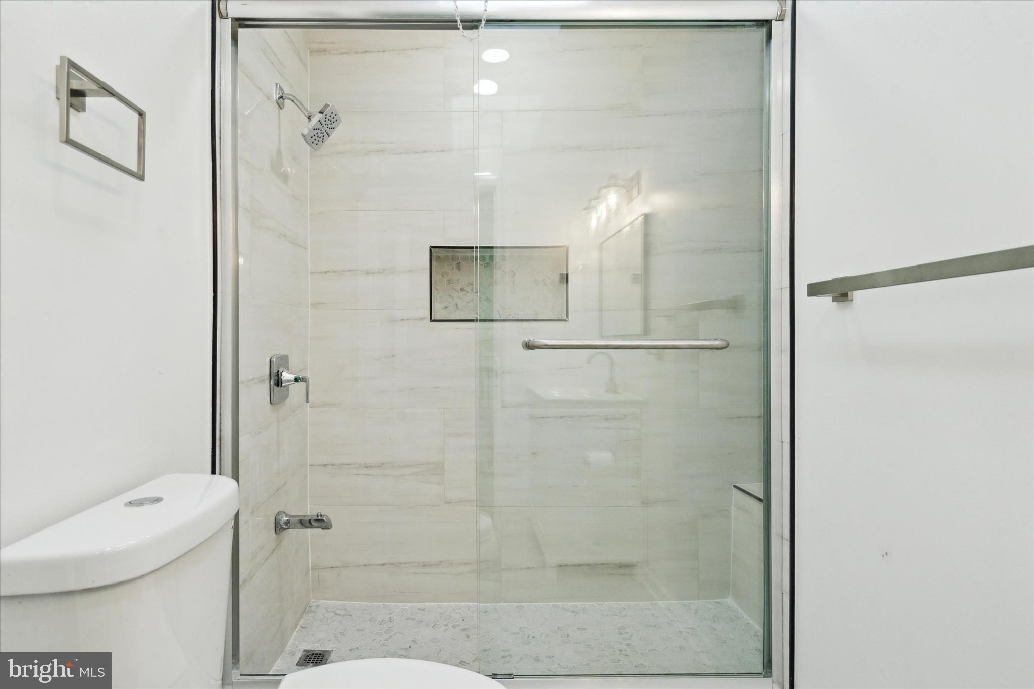 OLNEY (EAST) - Residential