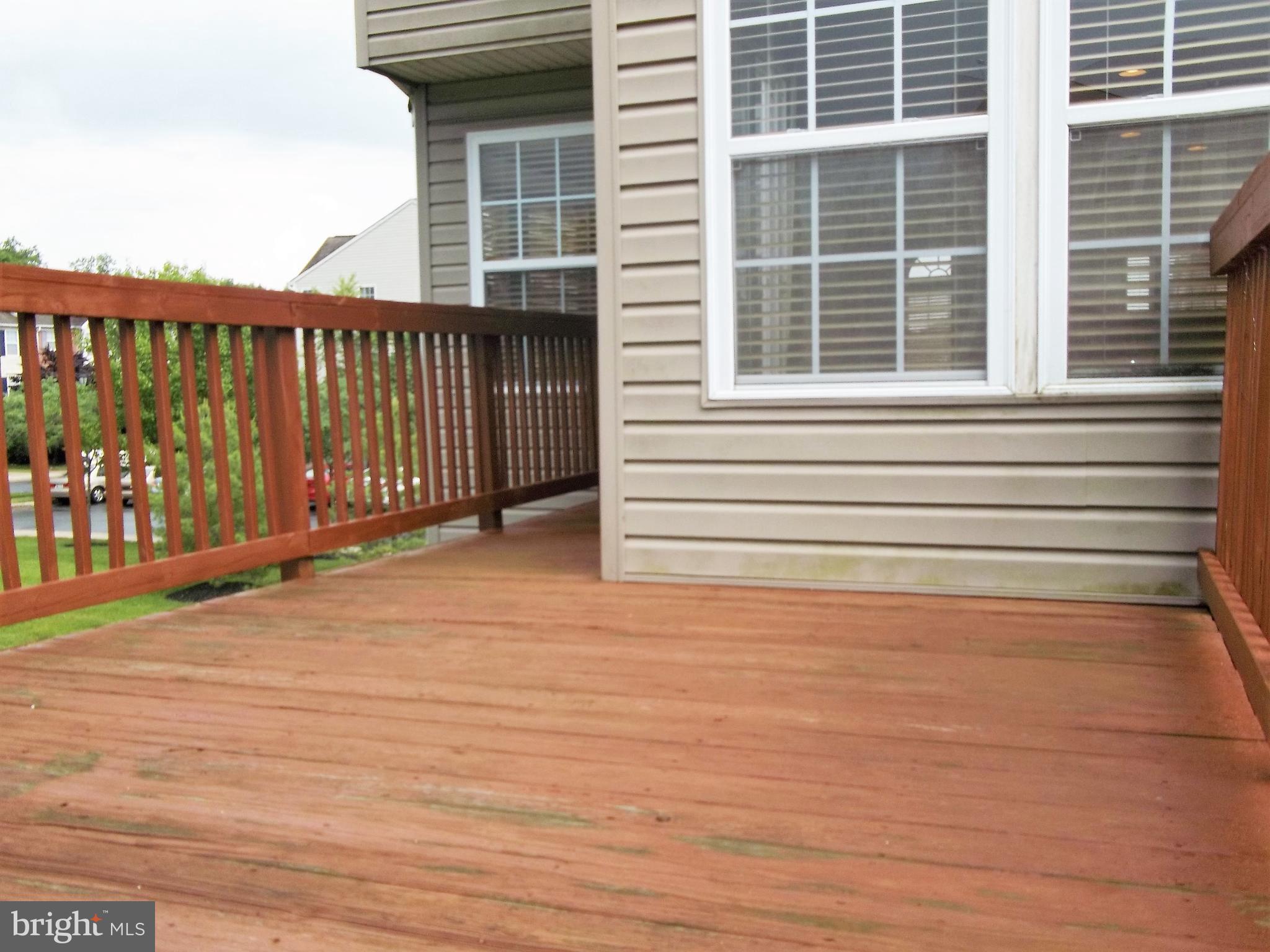 EAGLES LANDING AT WATERS EDGE - Residential