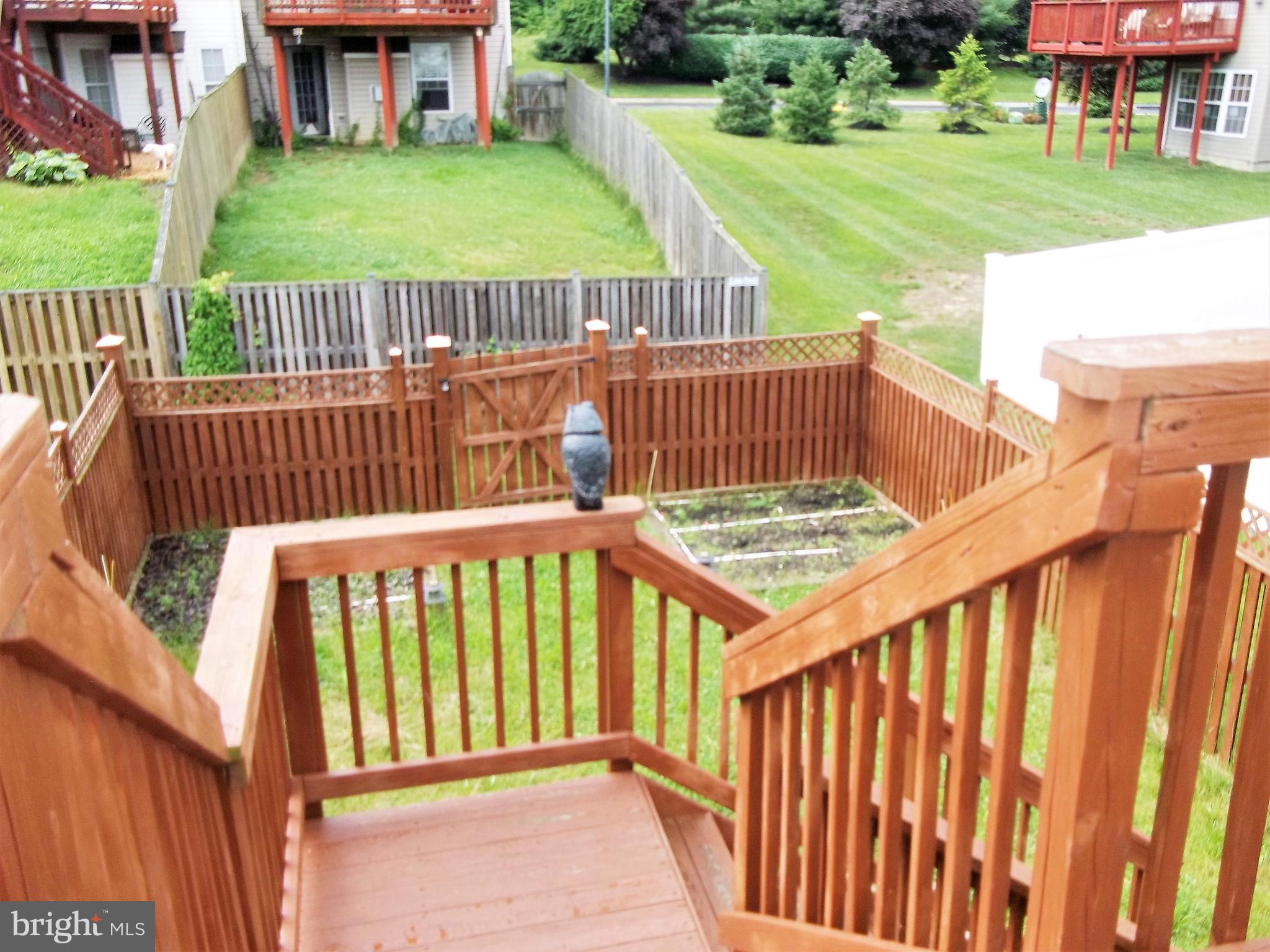 EAGLES LANDING AT WATERS EDGE - Residential