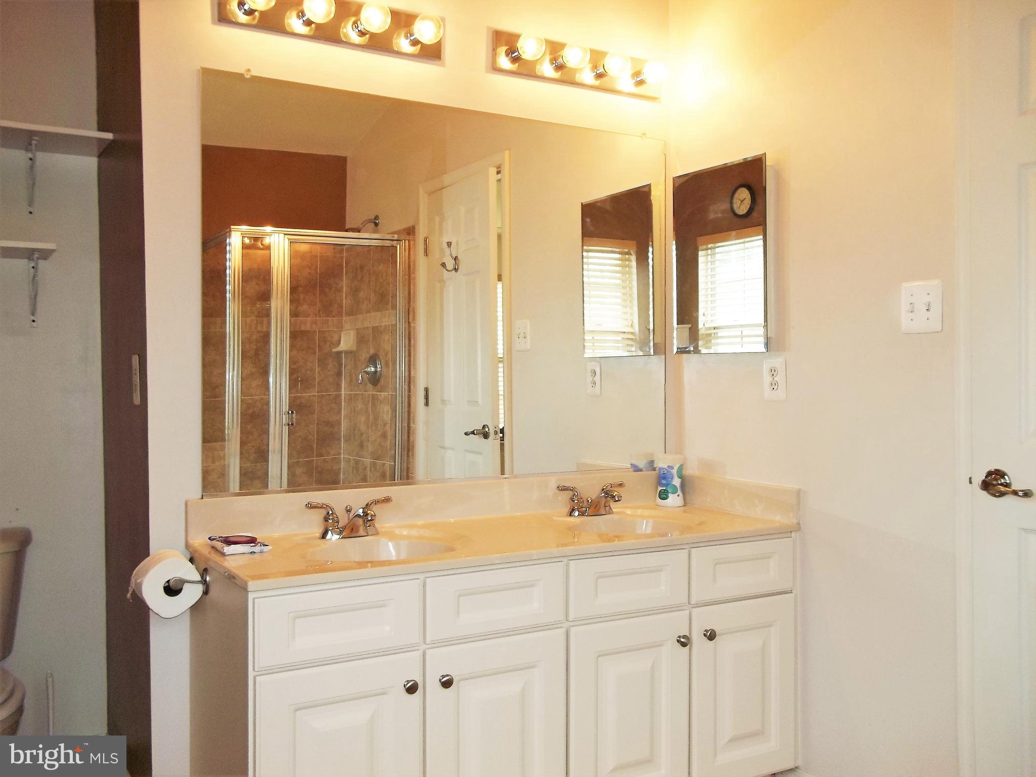 EAGLES LANDING AT WATERS EDGE - Residential