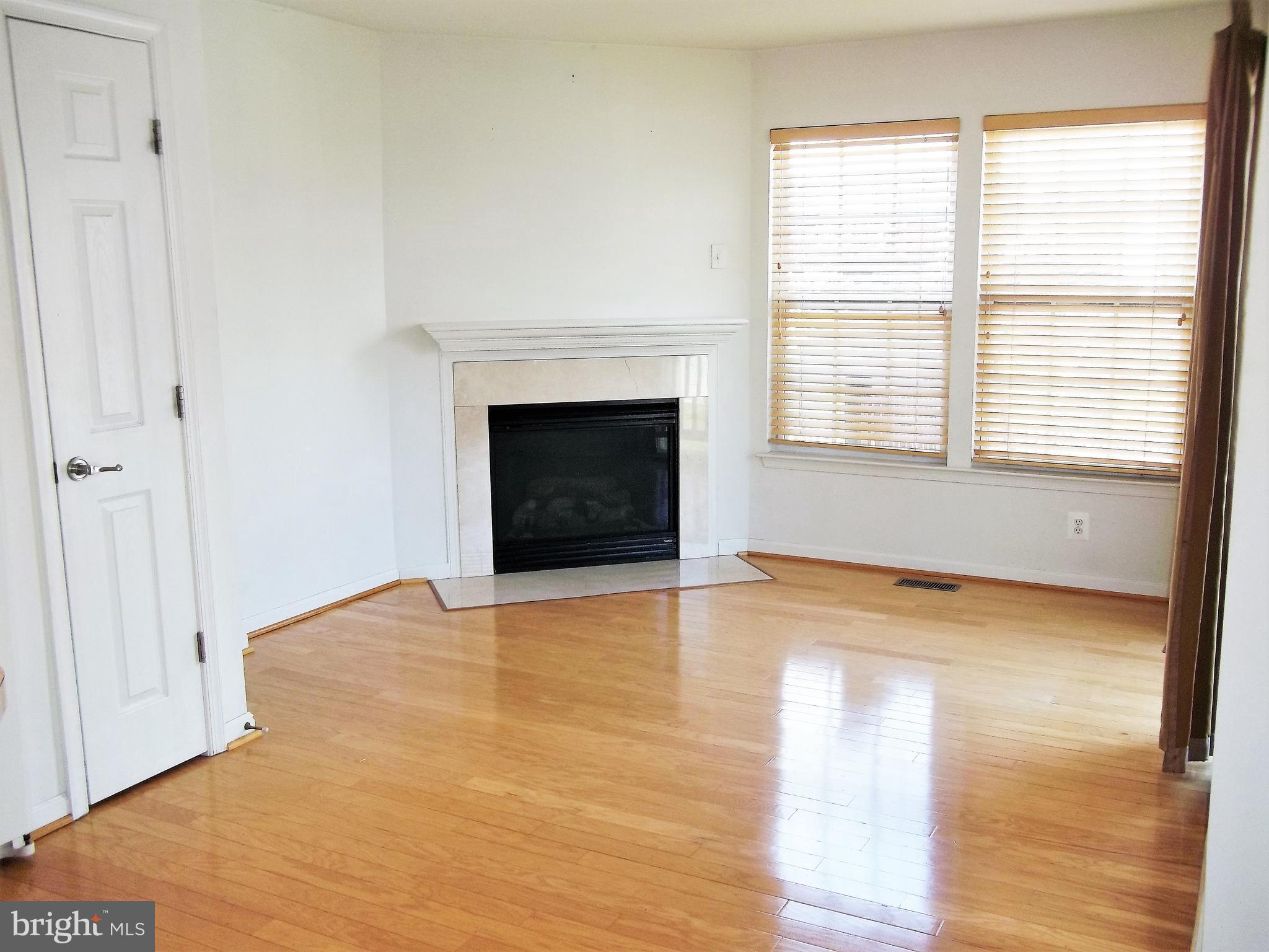 EAGLES LANDING AT WATERS EDGE - Residential