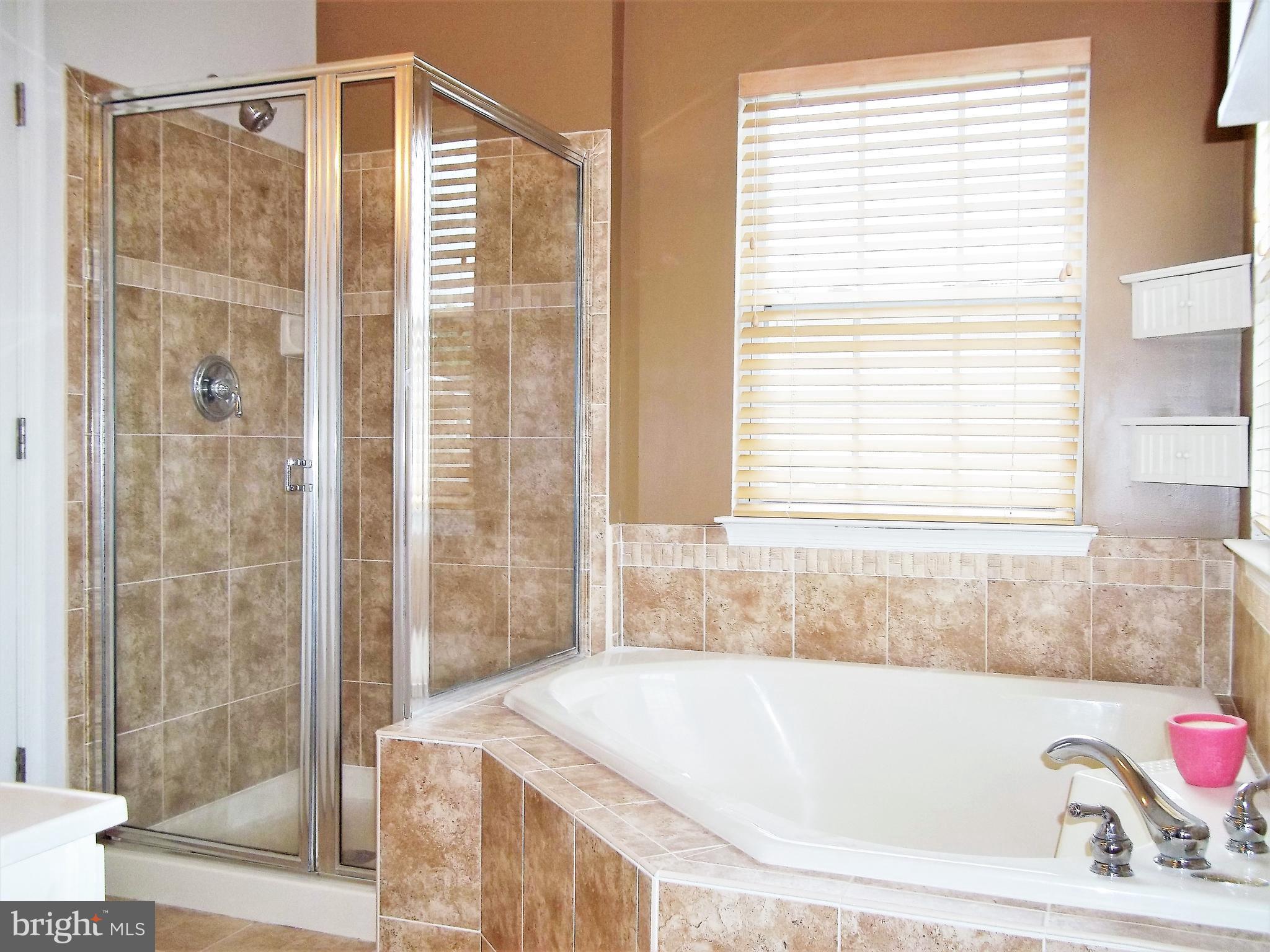 EAGLES LANDING AT WATERS EDGE - Residential