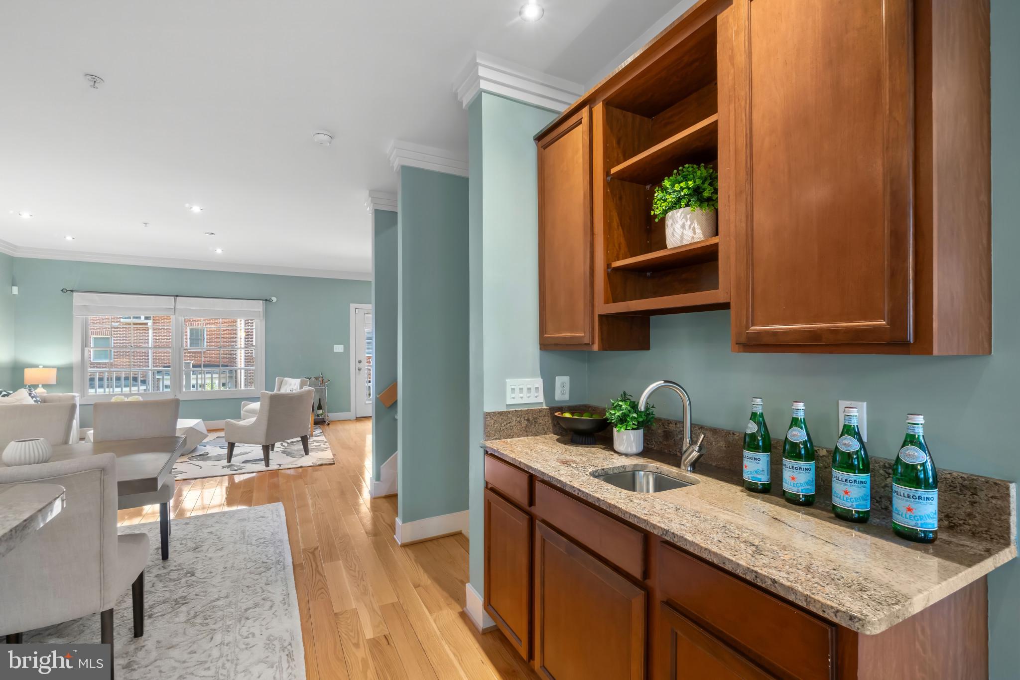 HOES HEIGHTS - Residential