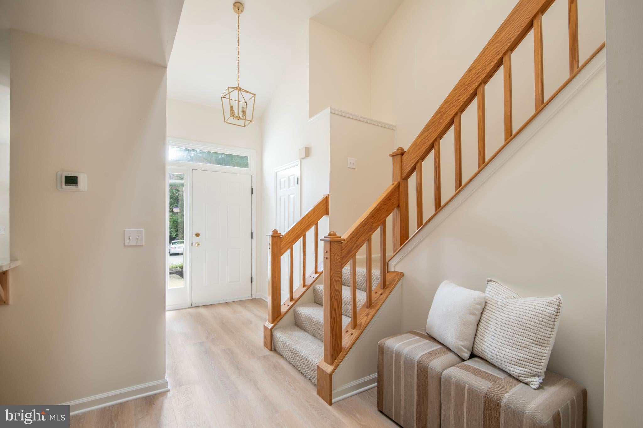 2802 MOCKINGBIRD COURT