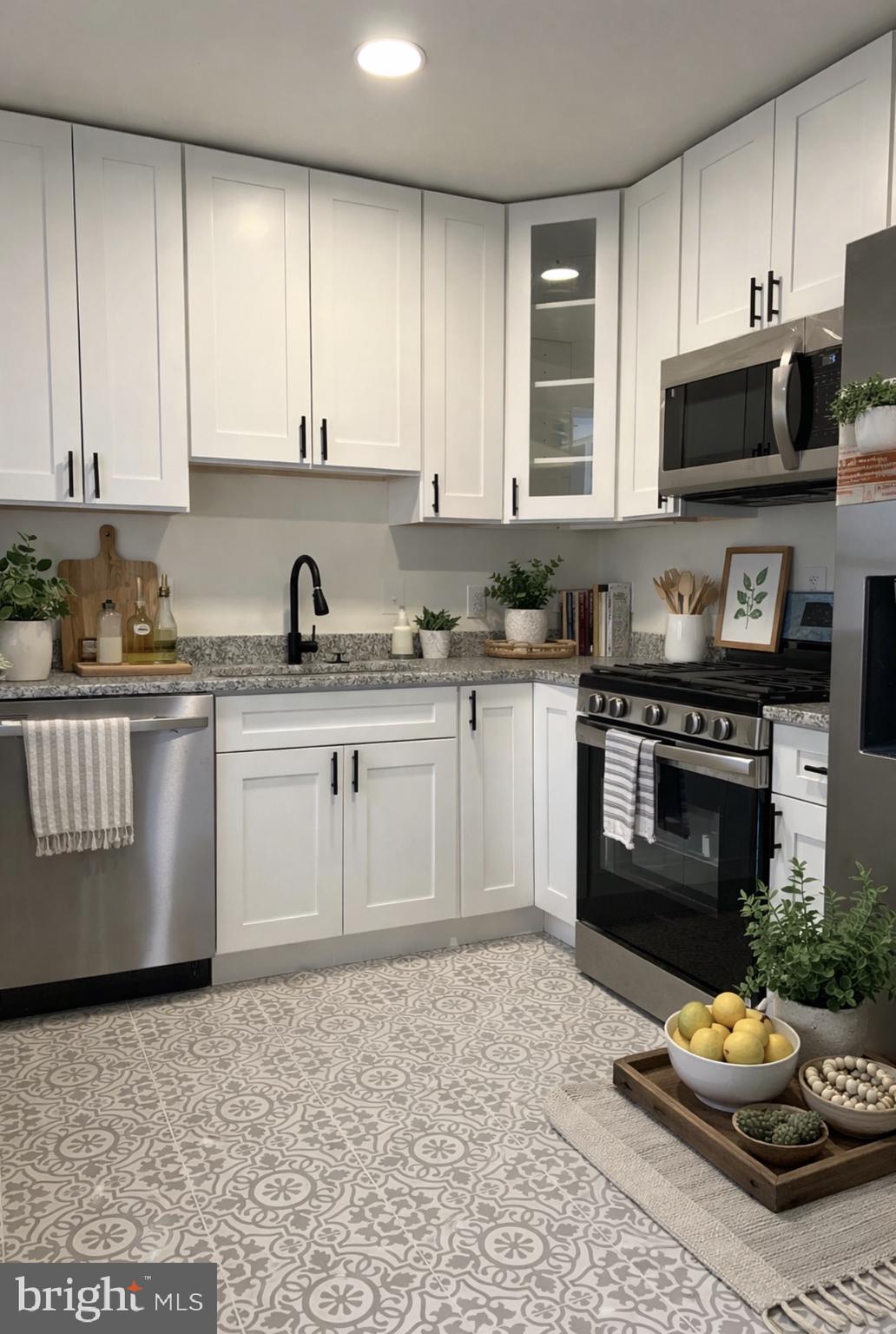 HILLCREST ESTATES - Residential