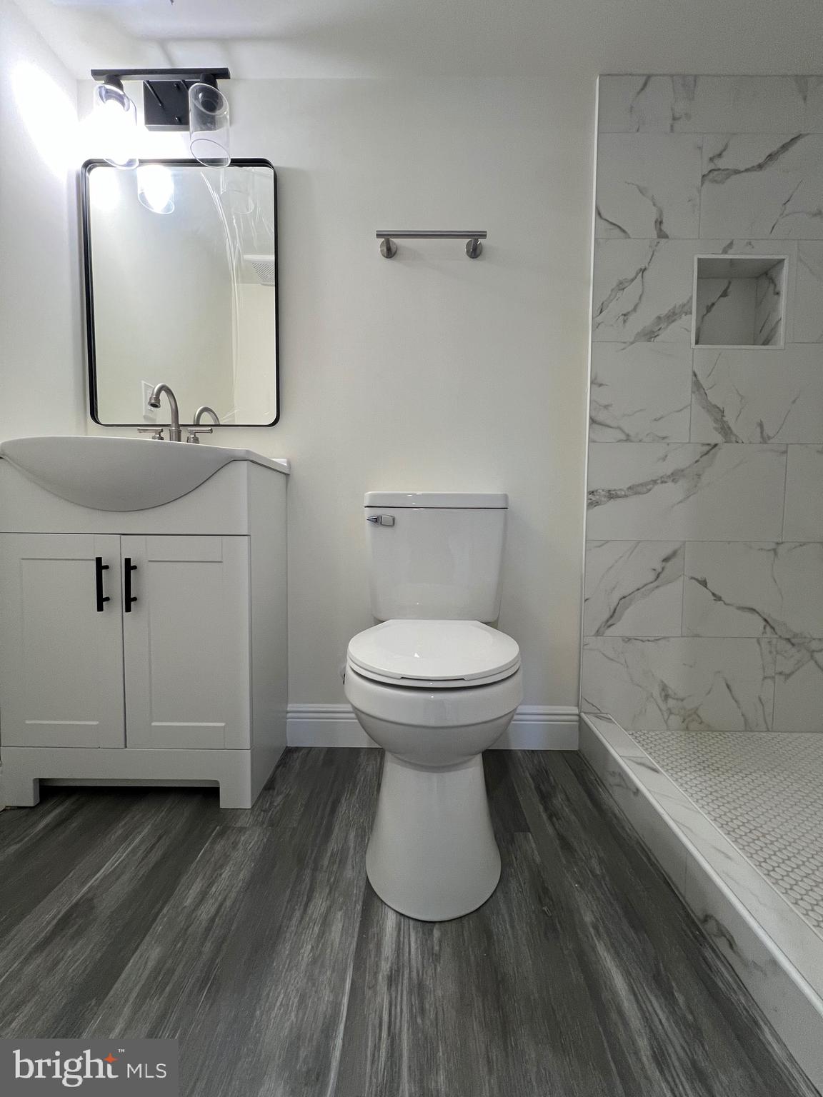 HILLCREST ESTATES - Residential