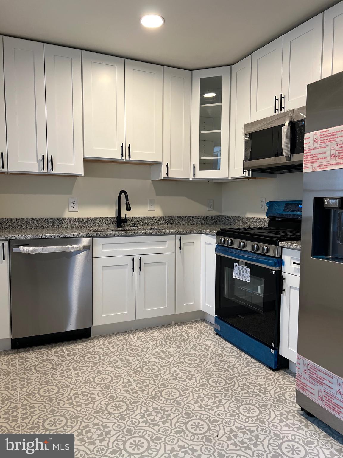 HILLCREST ESTATES - Residential