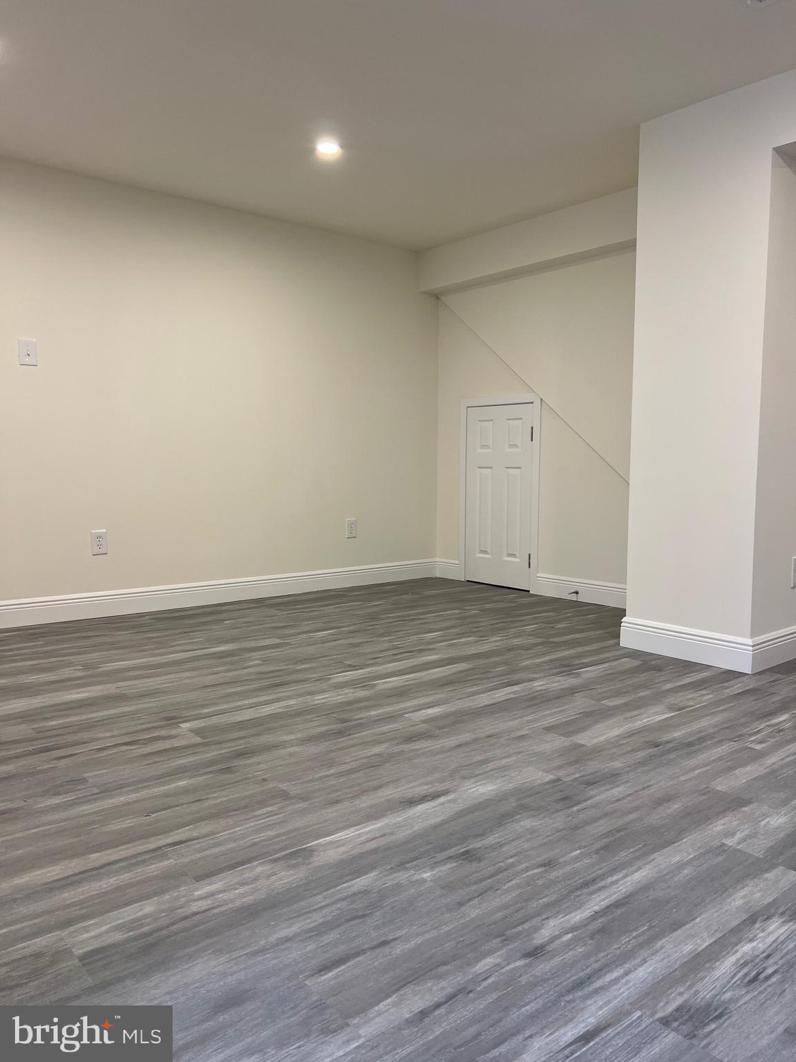 HILLCREST ESTATES - Residential