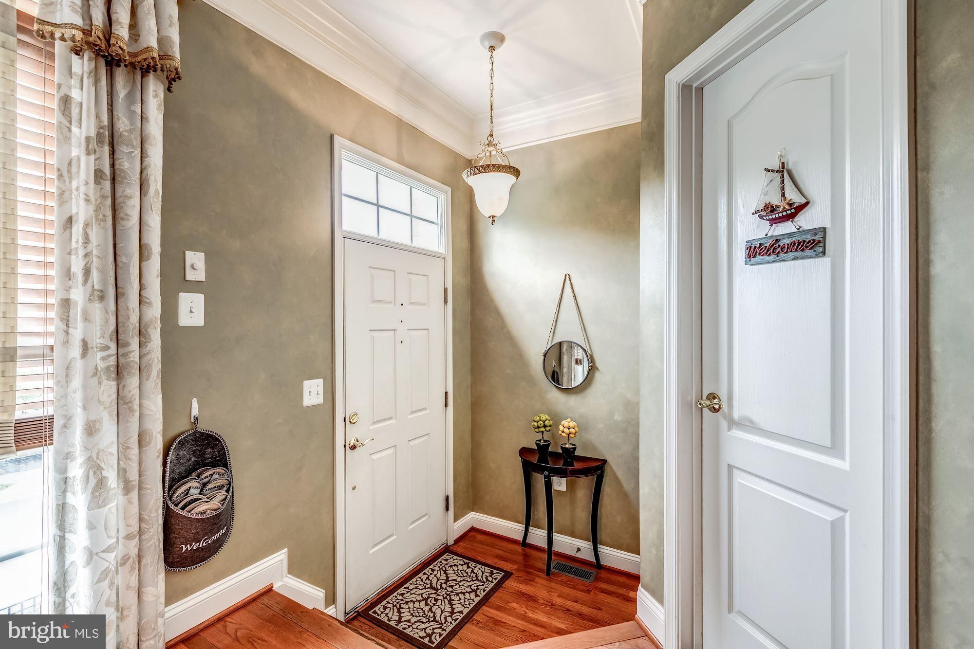 FAIRFAX CENTER LANDBAY - Residential