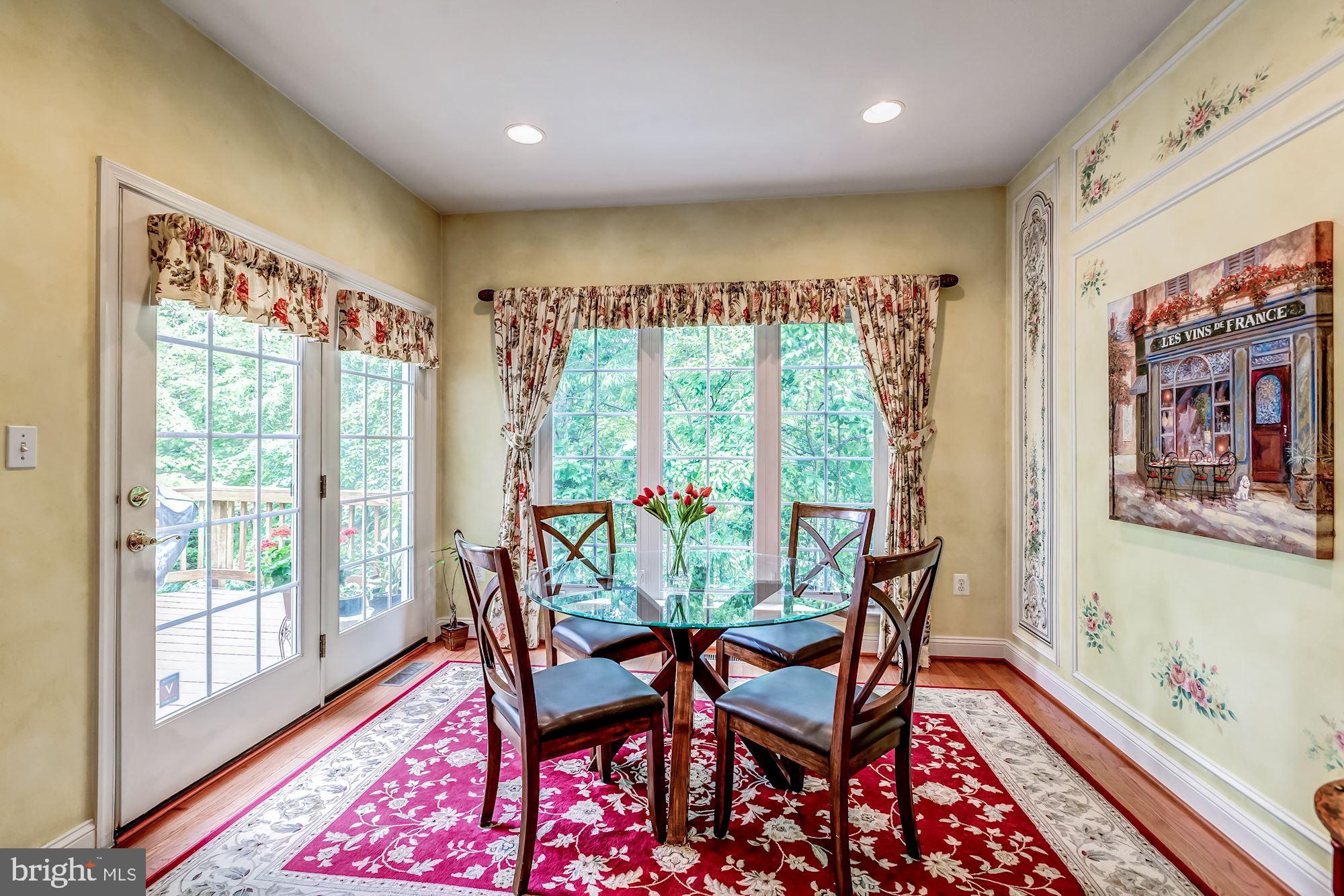 FAIRFAX CENTER LANDBAY - Residential