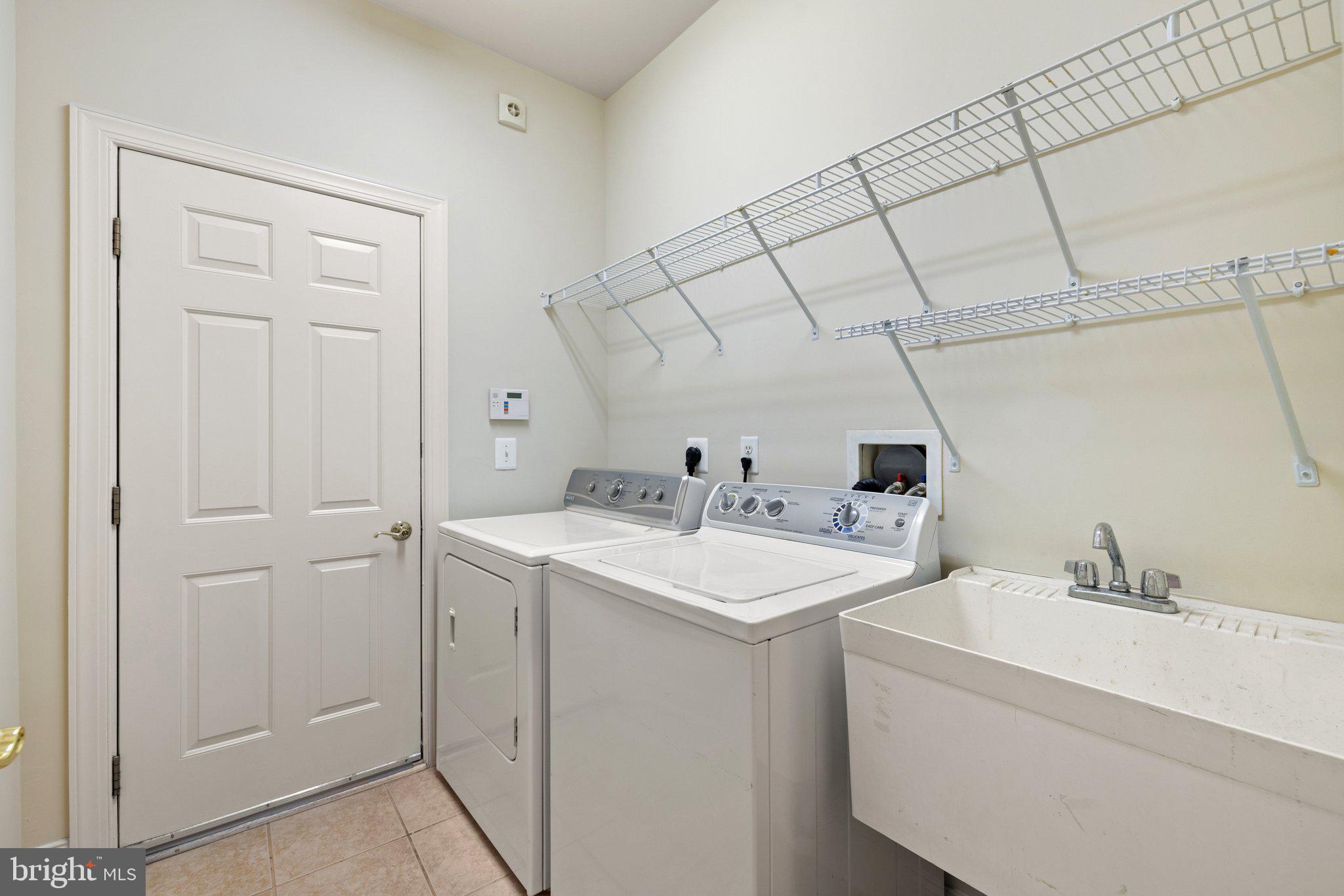 REGENCY AT DOMINION VALLEY - Residential