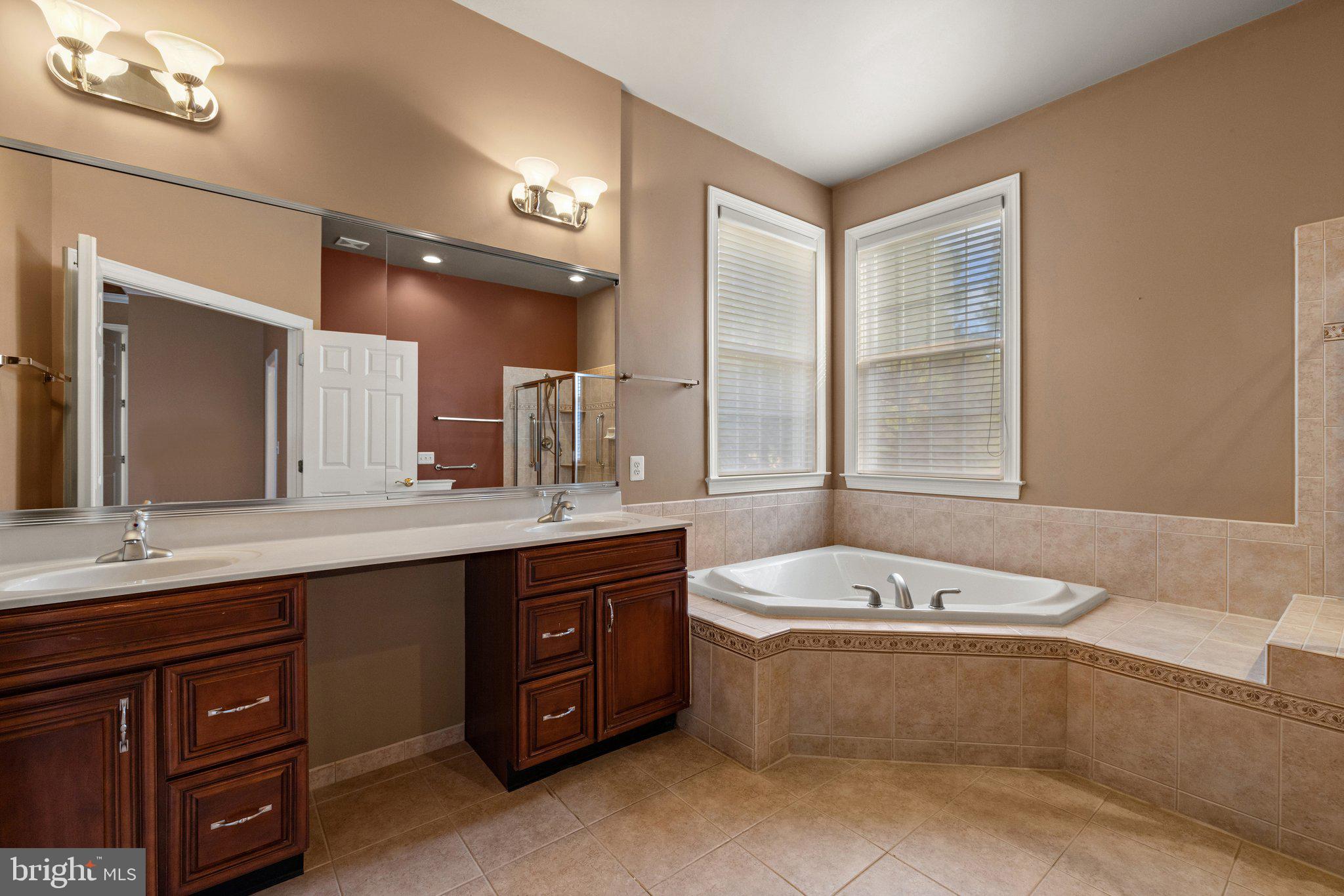 REGENCY AT DOMINION VALLEY - Residential