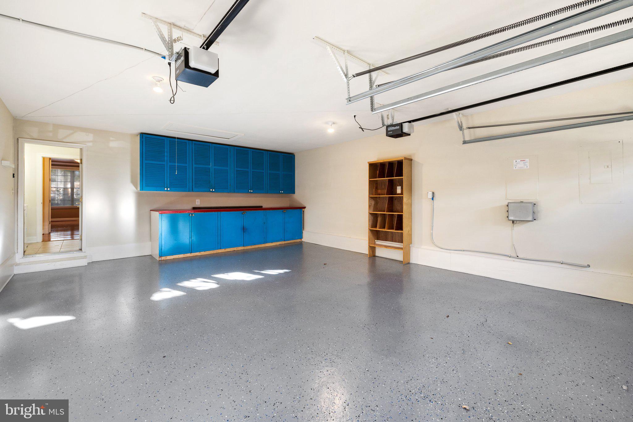 REGENCY AT DOMINION VALLEY - Residential