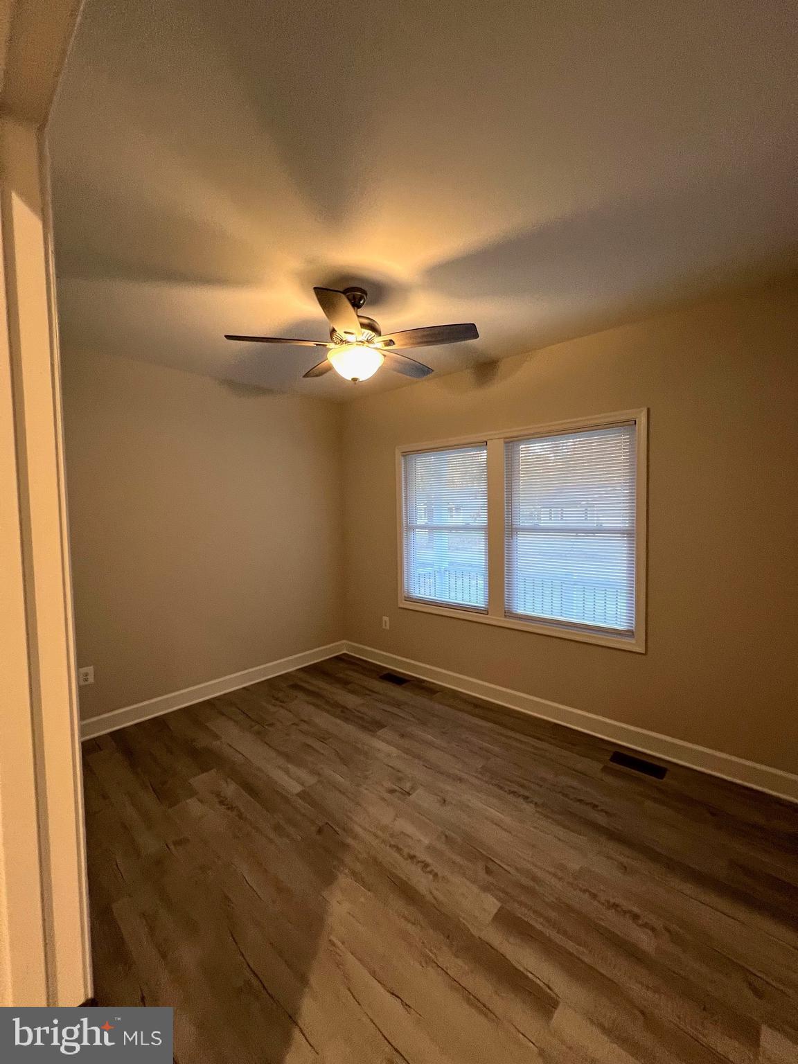 GLEBE HARBOR - Residential