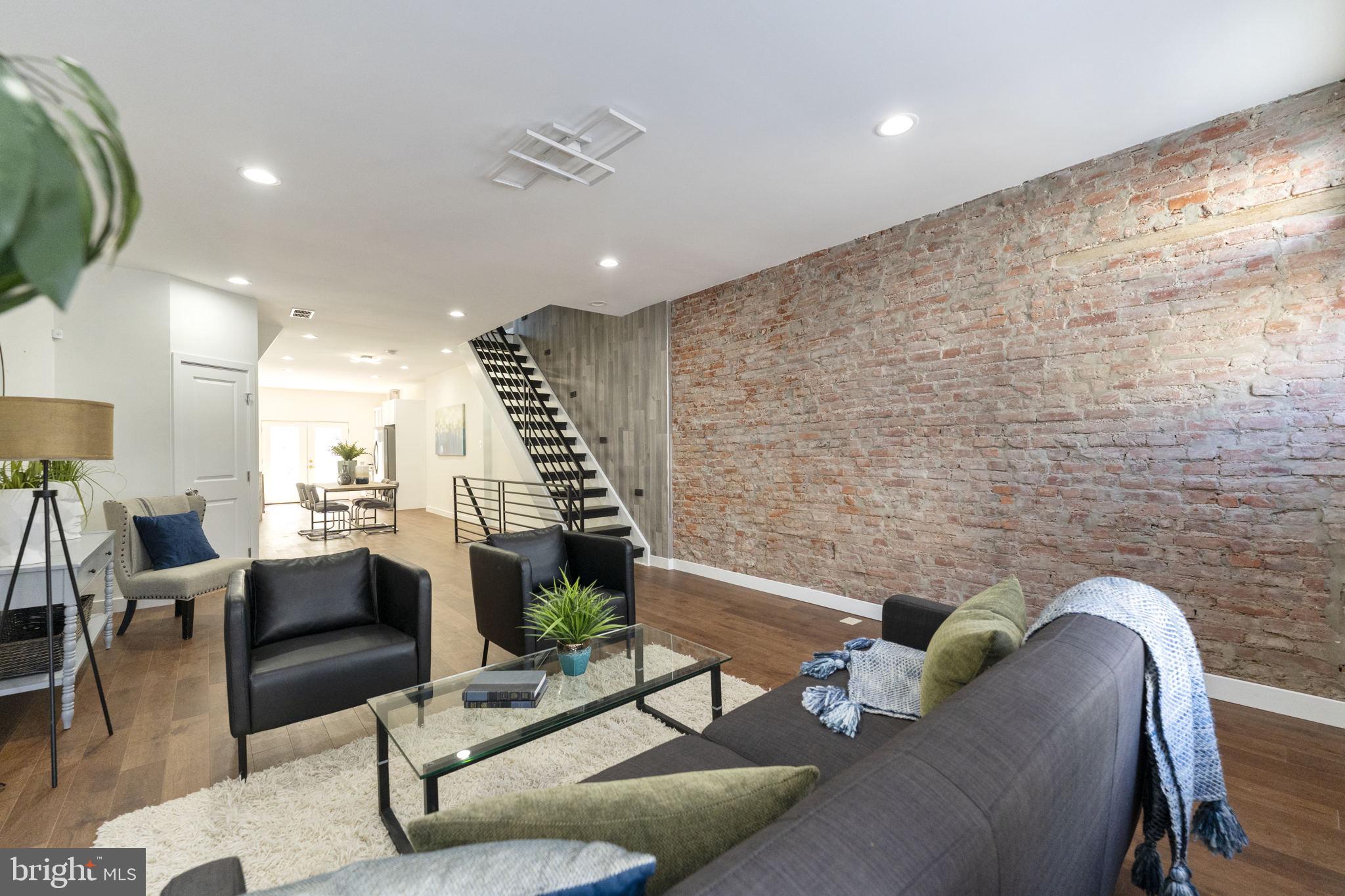 POINT BREEZE - Residential