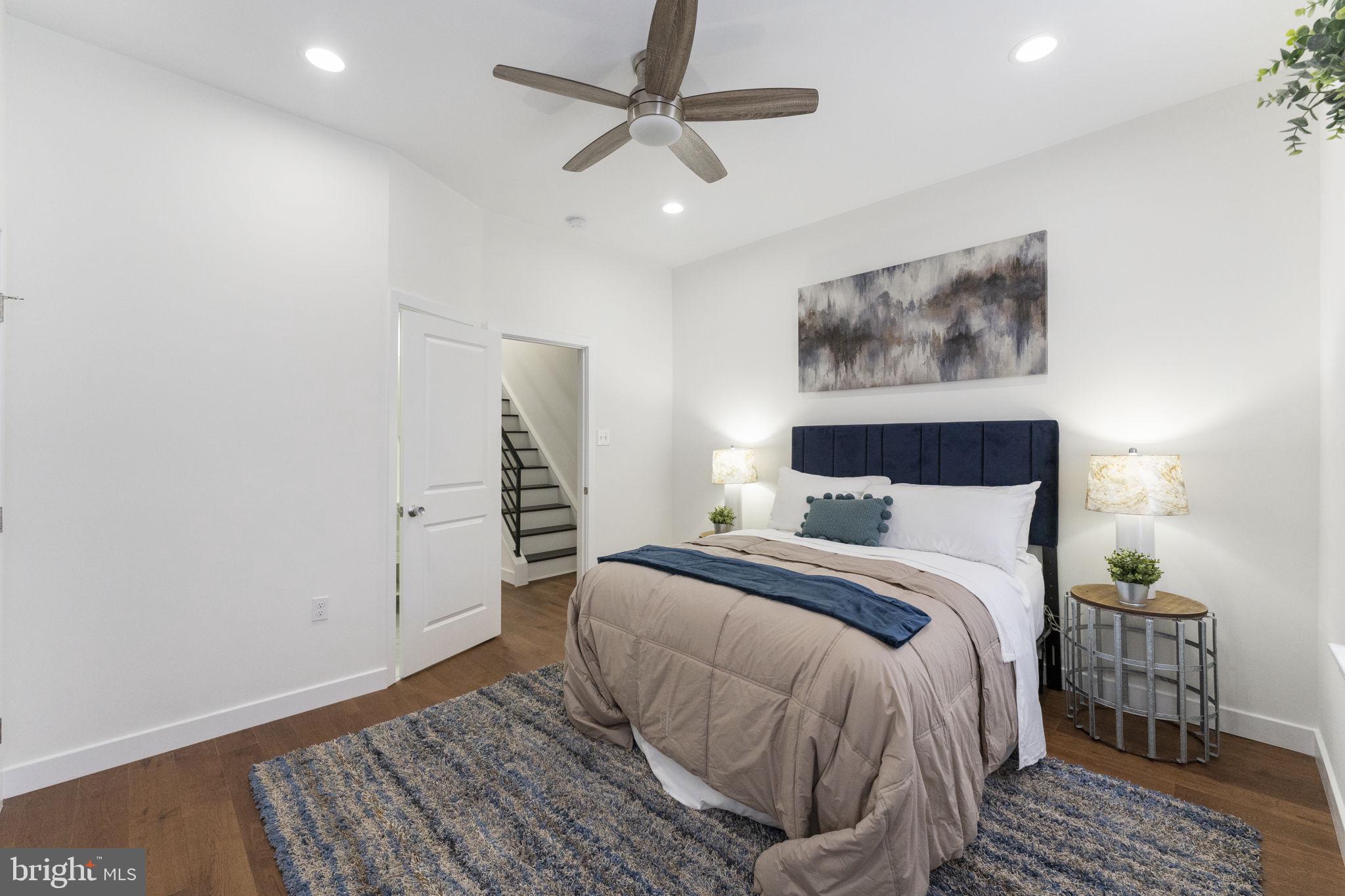 POINT BREEZE - Residential