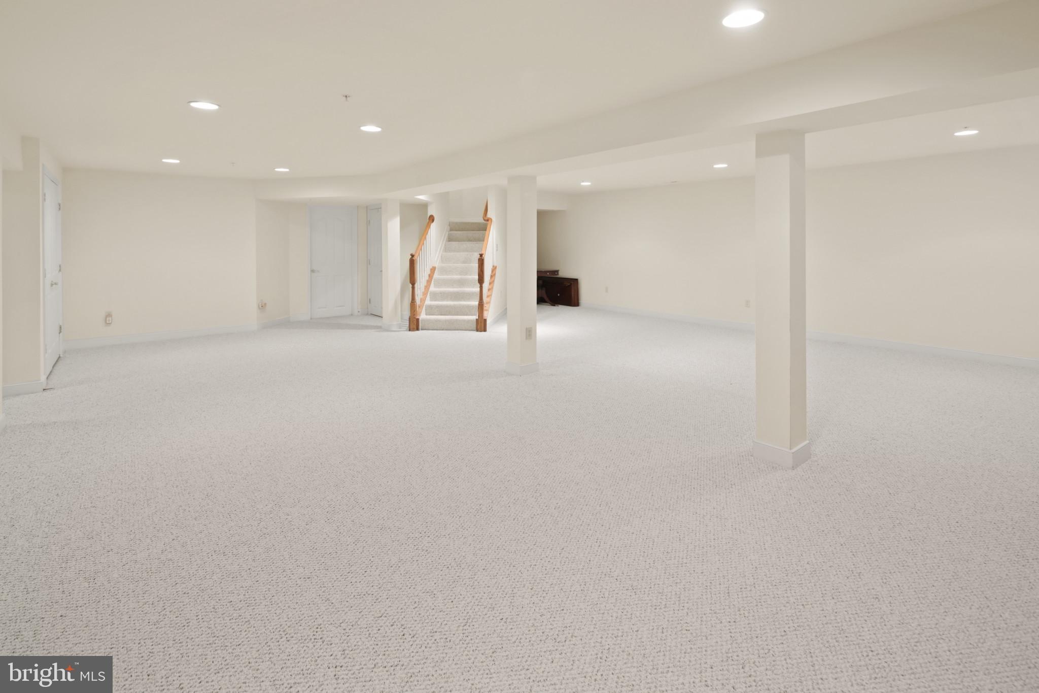 SNOWDEN OVERLOOK - Residential