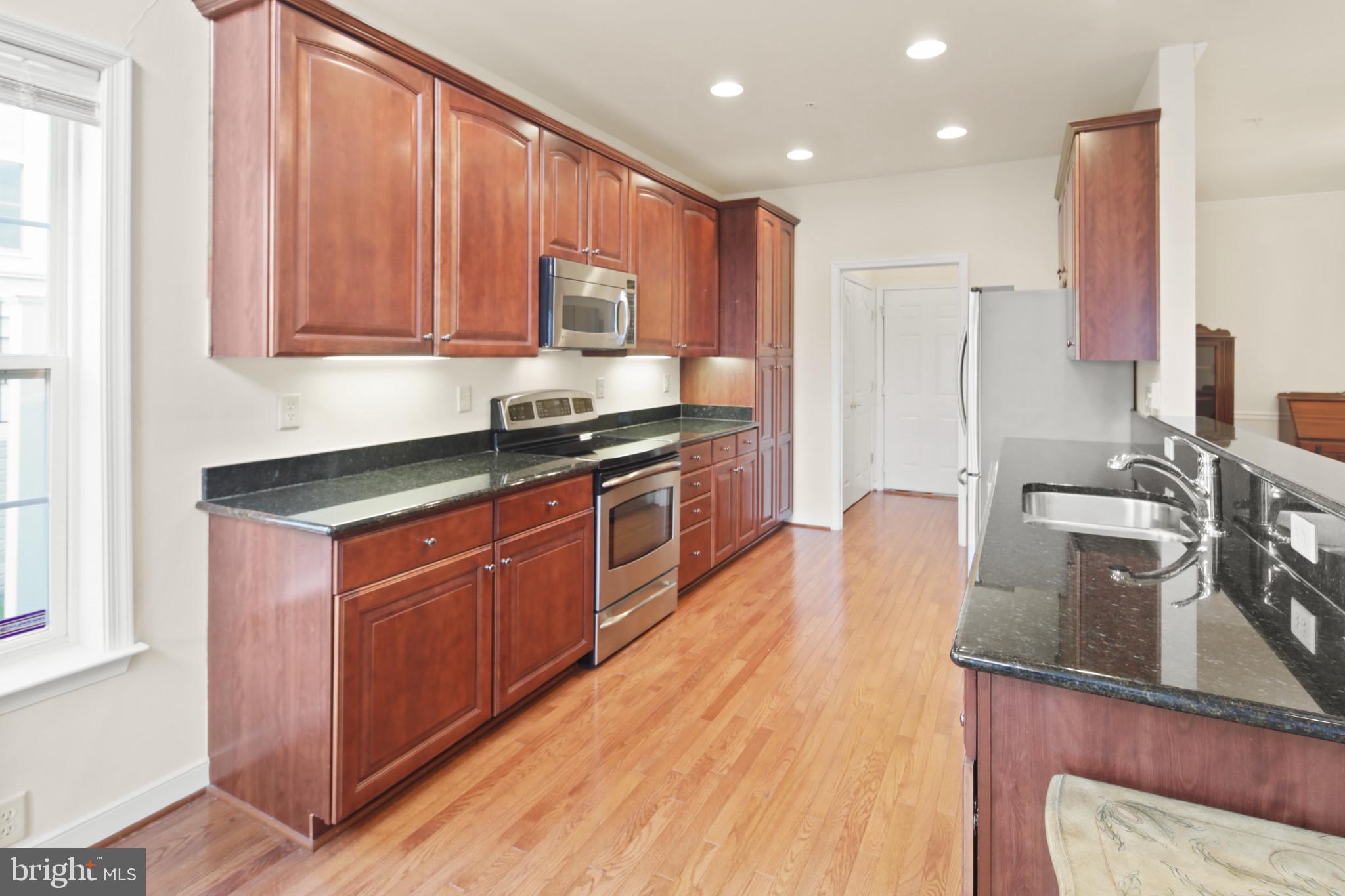 SNOWDEN OVERLOOK - Residential