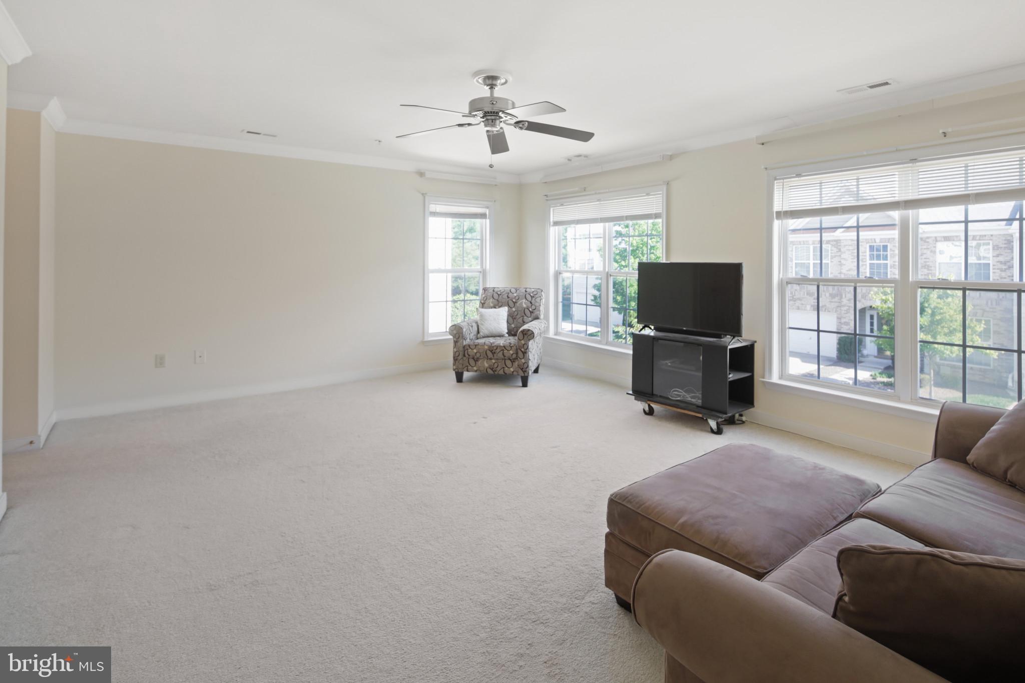 SNOWDEN OVERLOOK - Residential