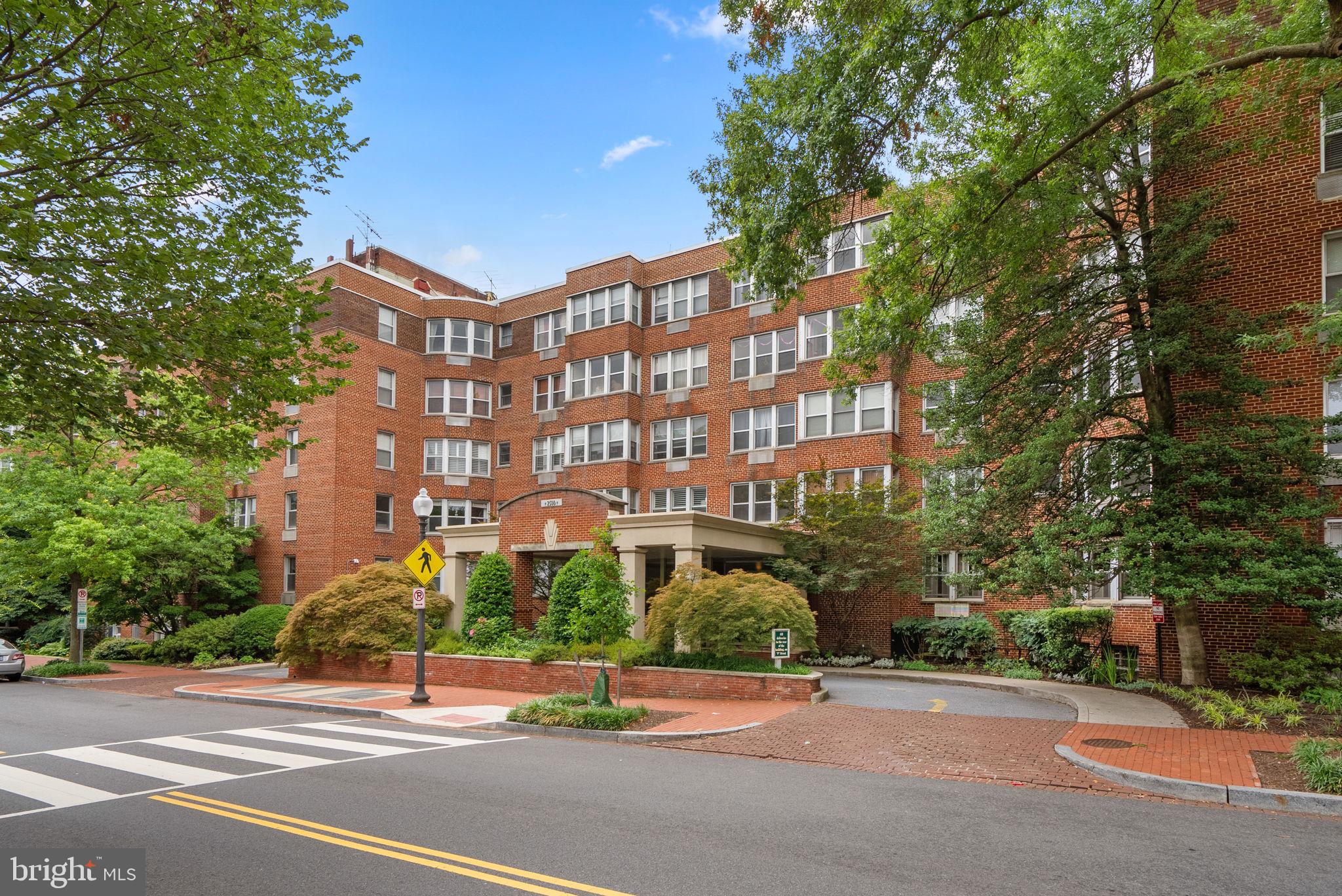 2500 Q STREET NW 524