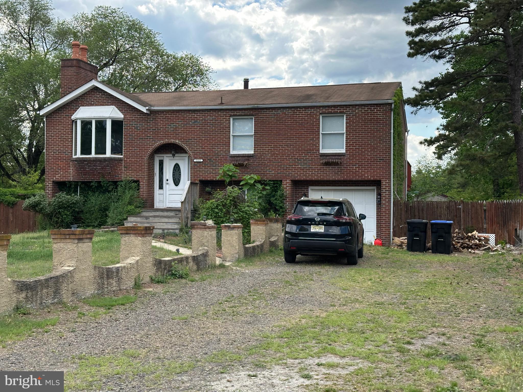 2315 ILENE LANE