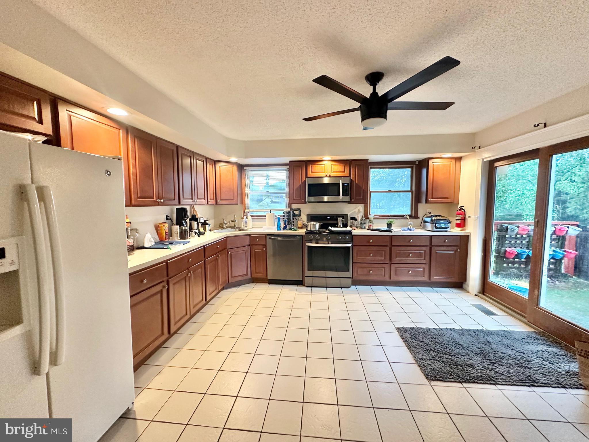 2315 ILENE LANE