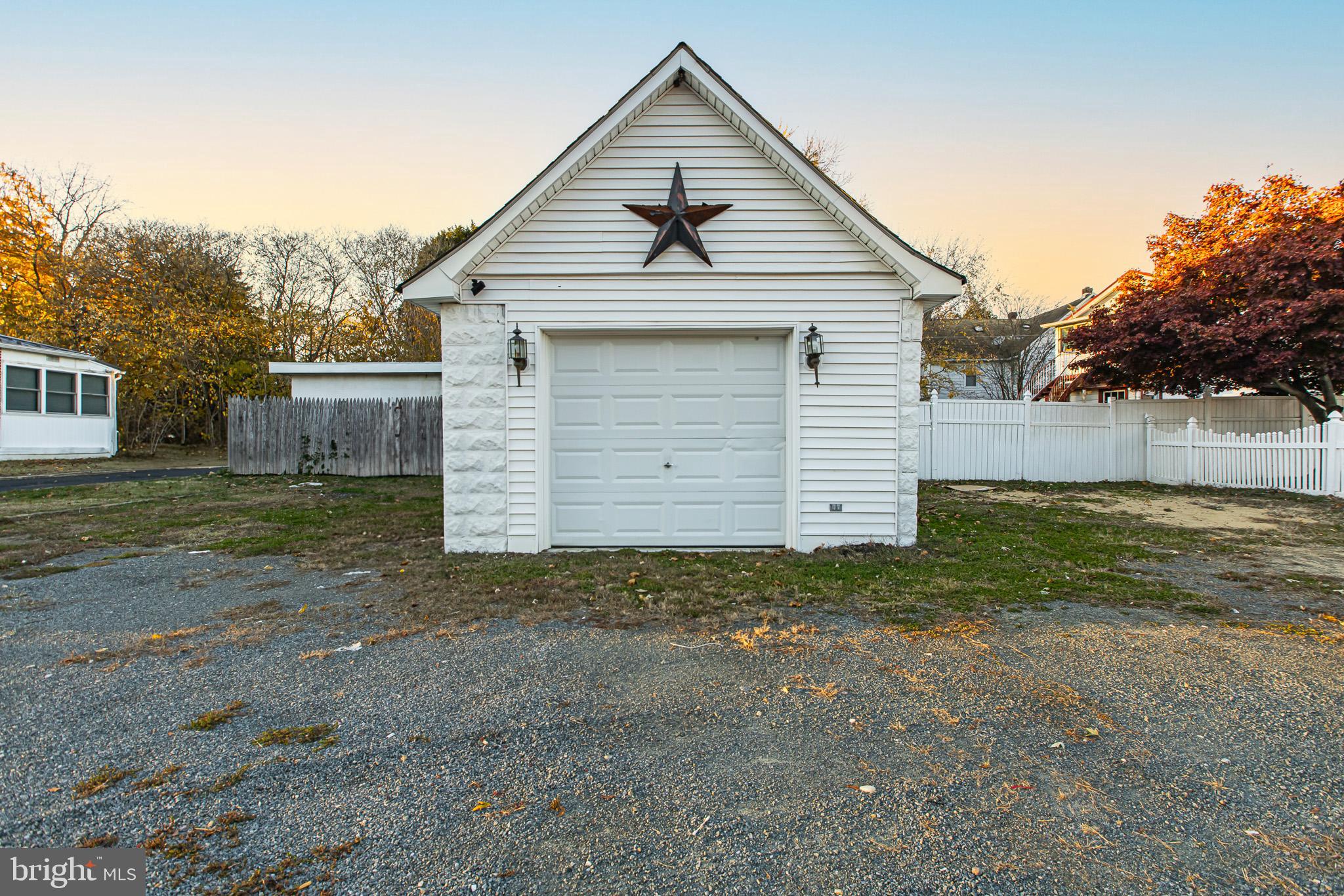 NONAVAILABLE - Residential