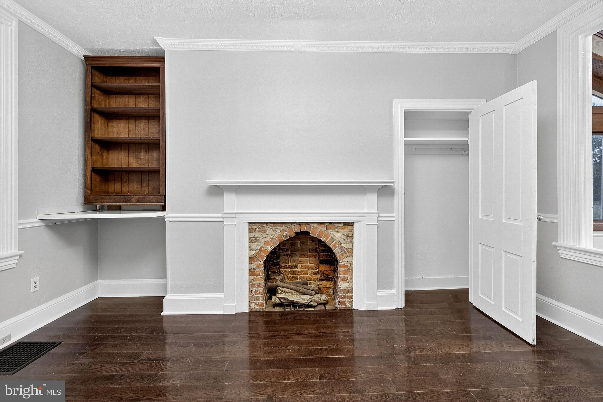 NONAVAILABLE - Residential