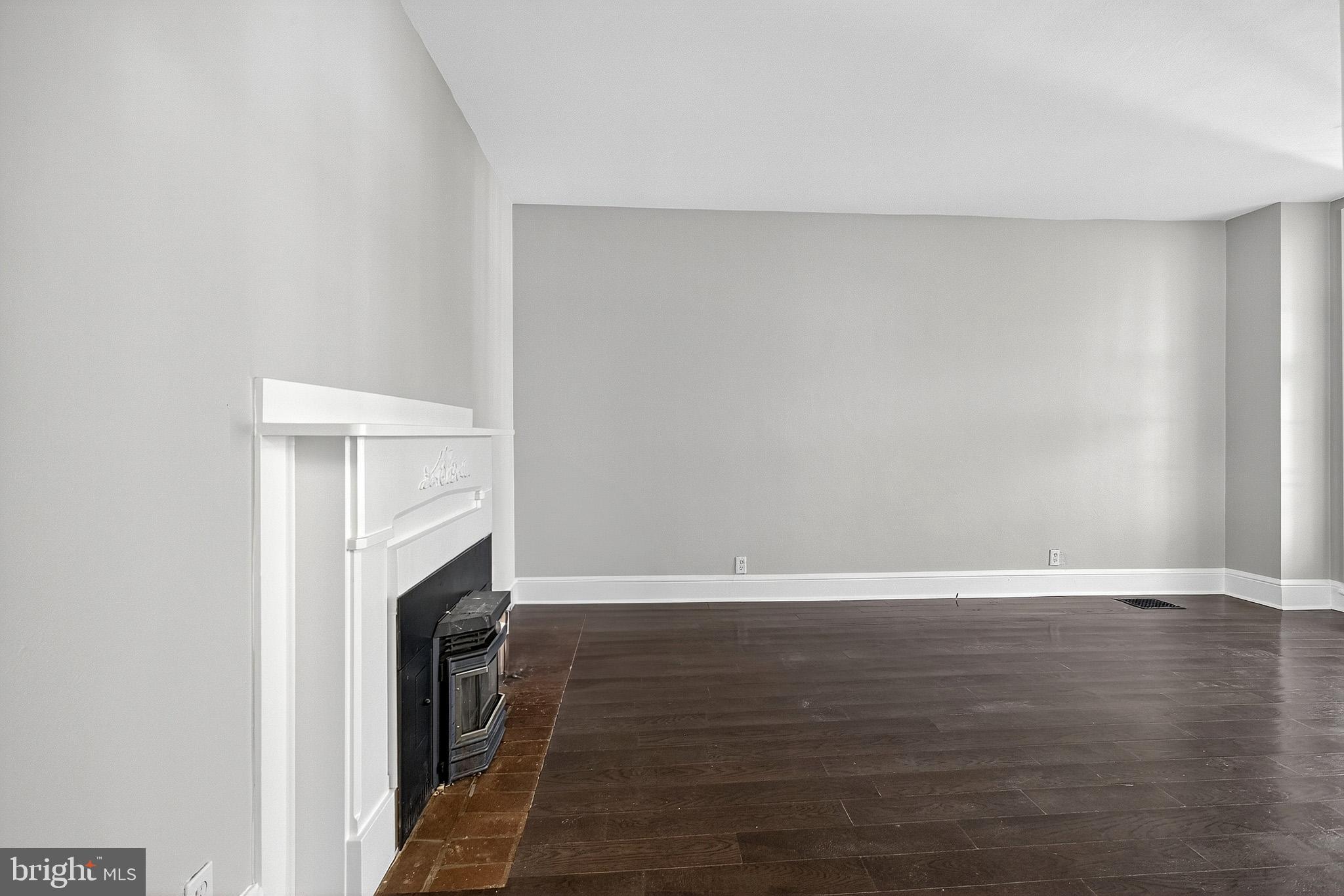 NONAVAILABLE - Residential