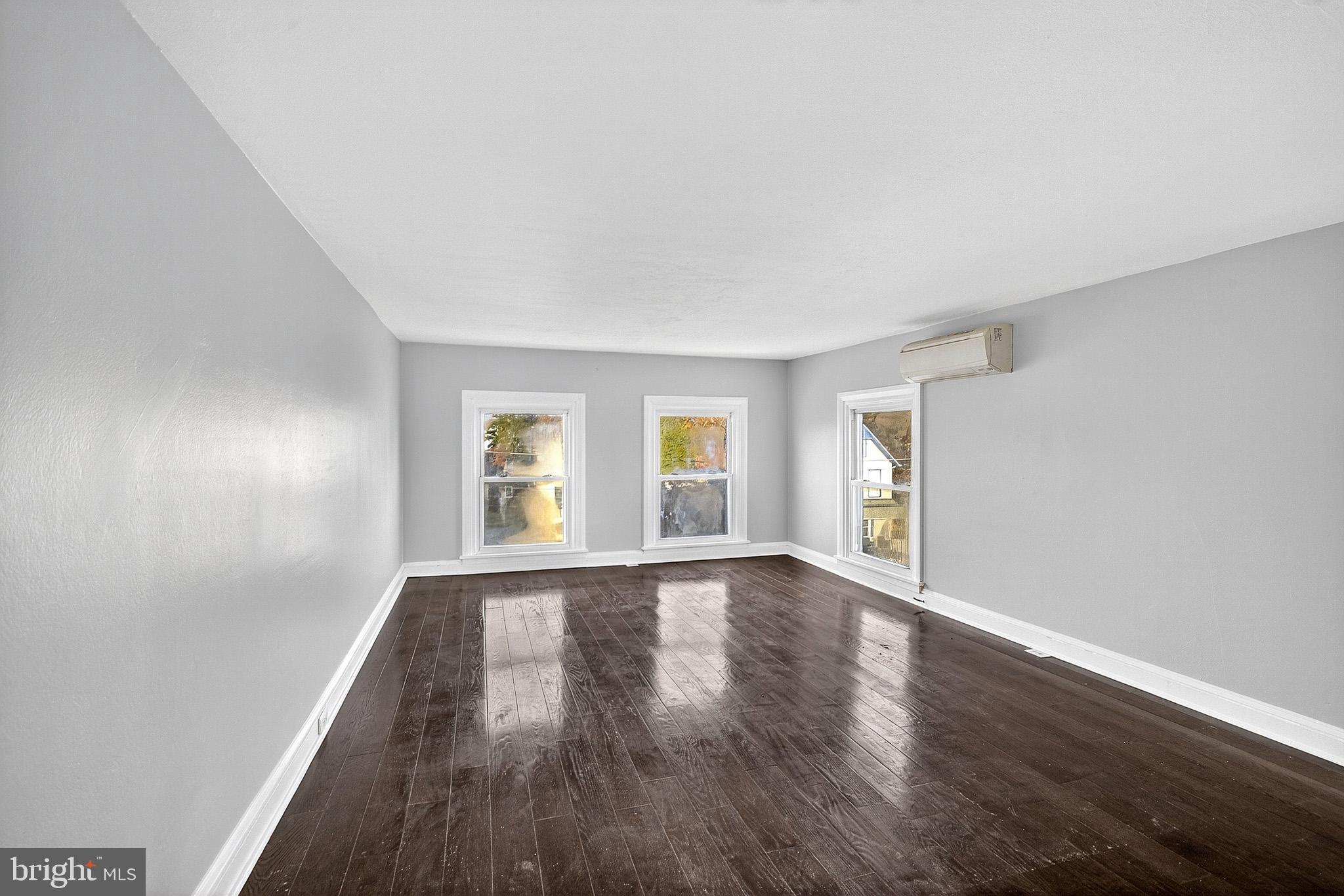 NONAVAILABLE - Residential