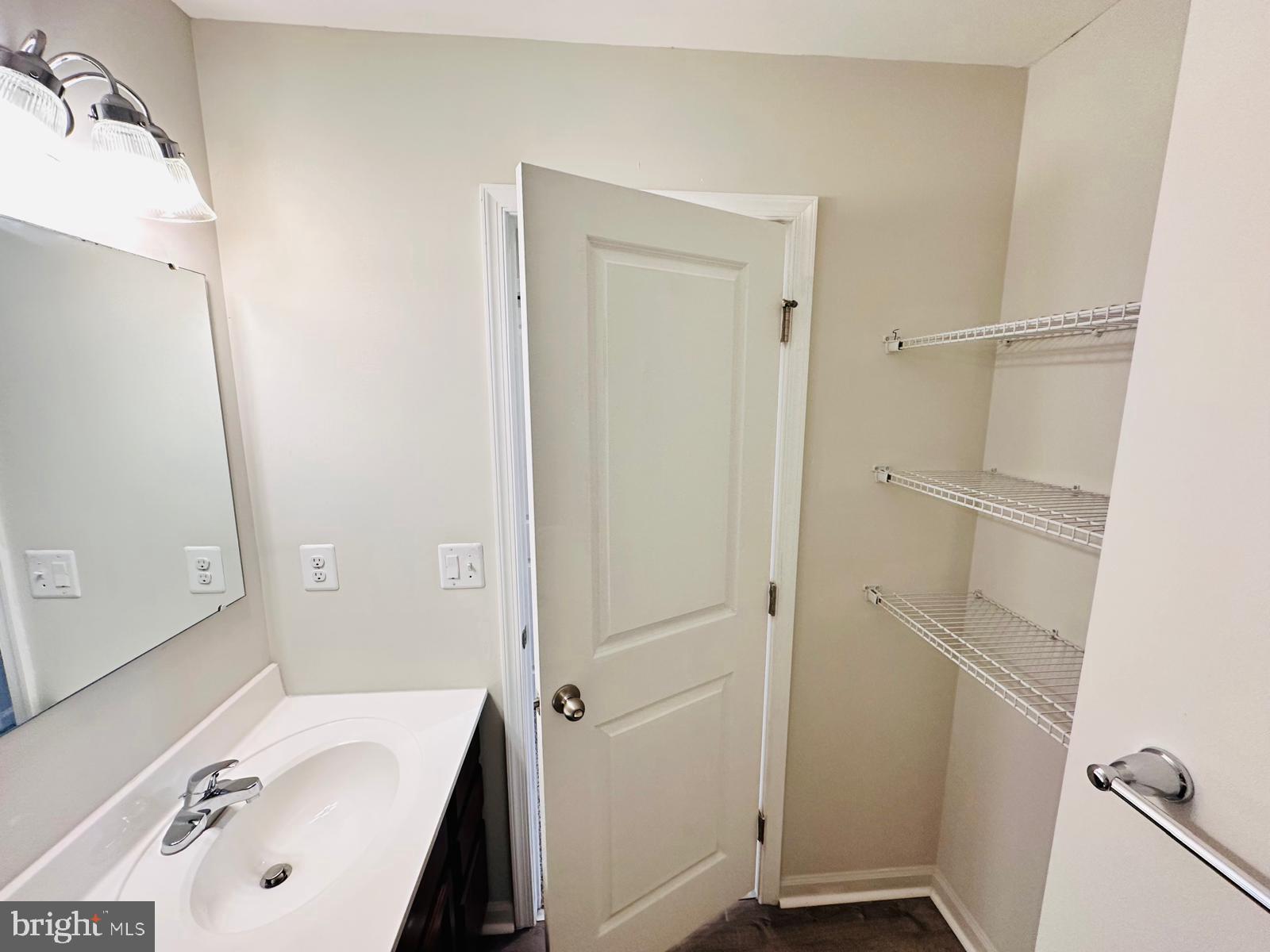 GERMANNA HEIGHTS - Residential Lease