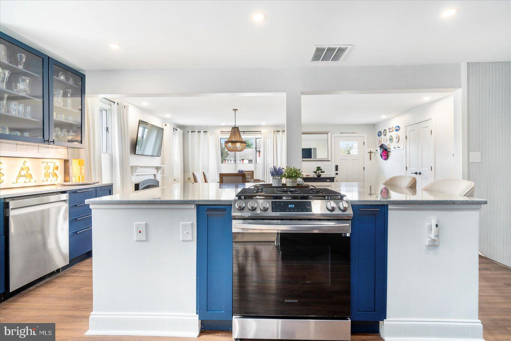 THORNLEIGH - Residential