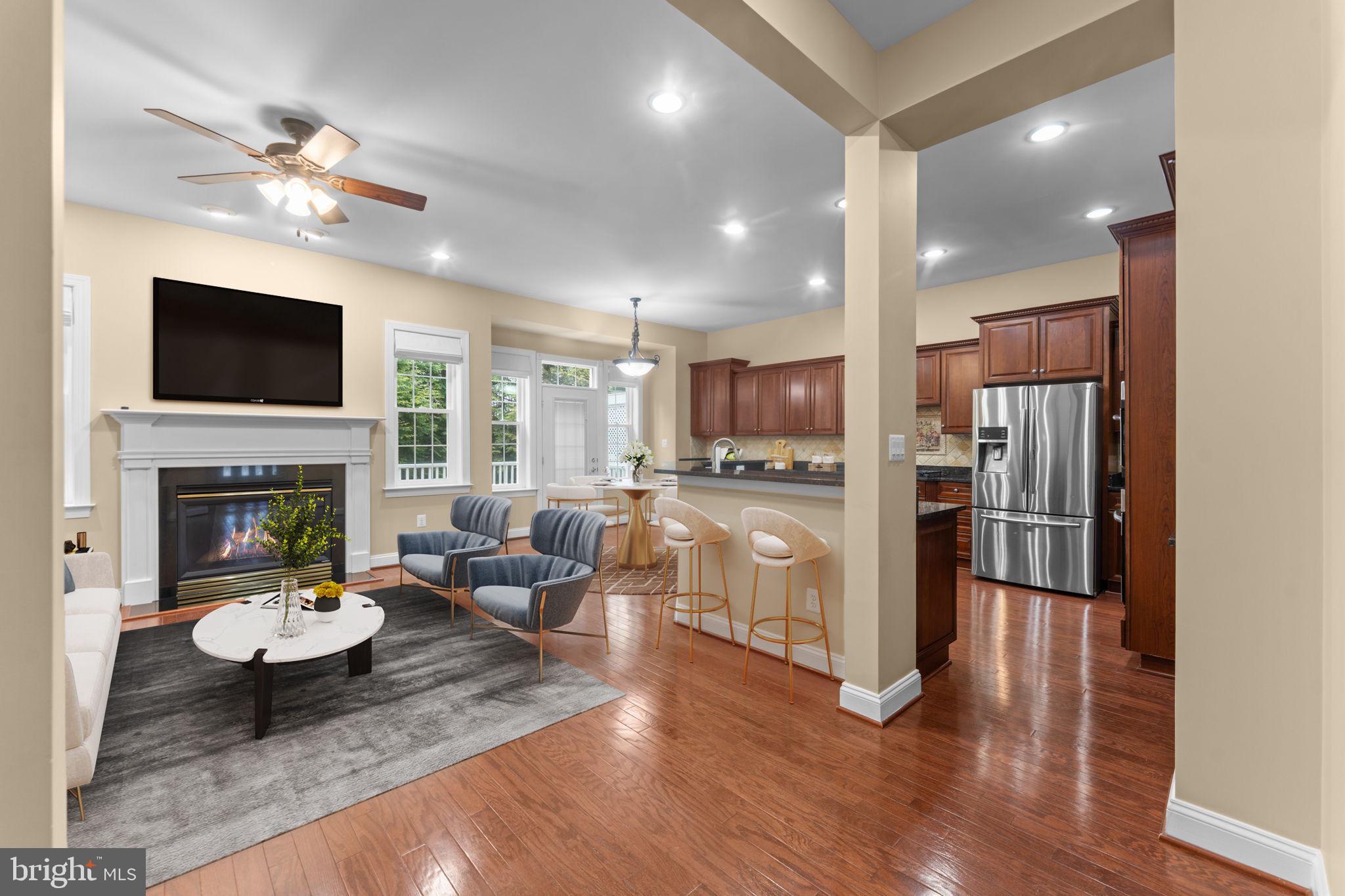 LOWES ISLAND - Residential