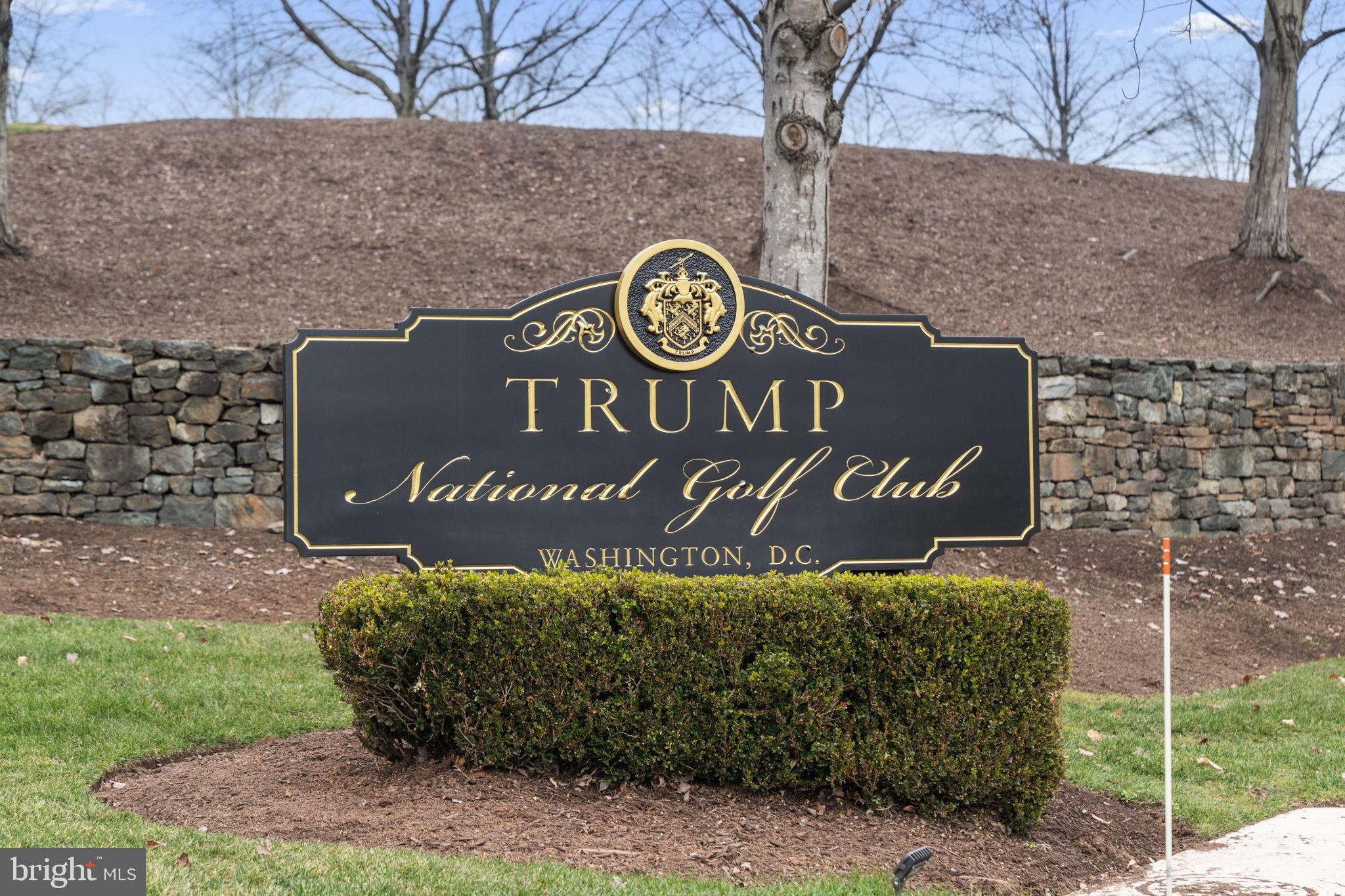 LOWES ISLAND - Residential