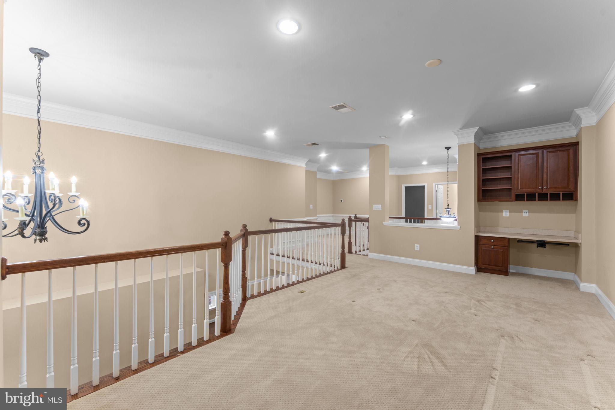 LOWES ISLAND - Residential