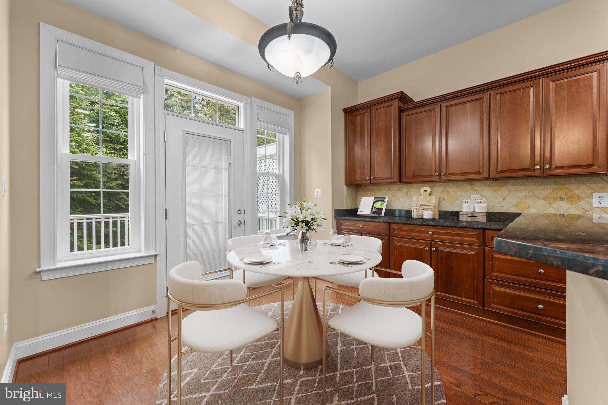 LOWES ISLAND - Residential