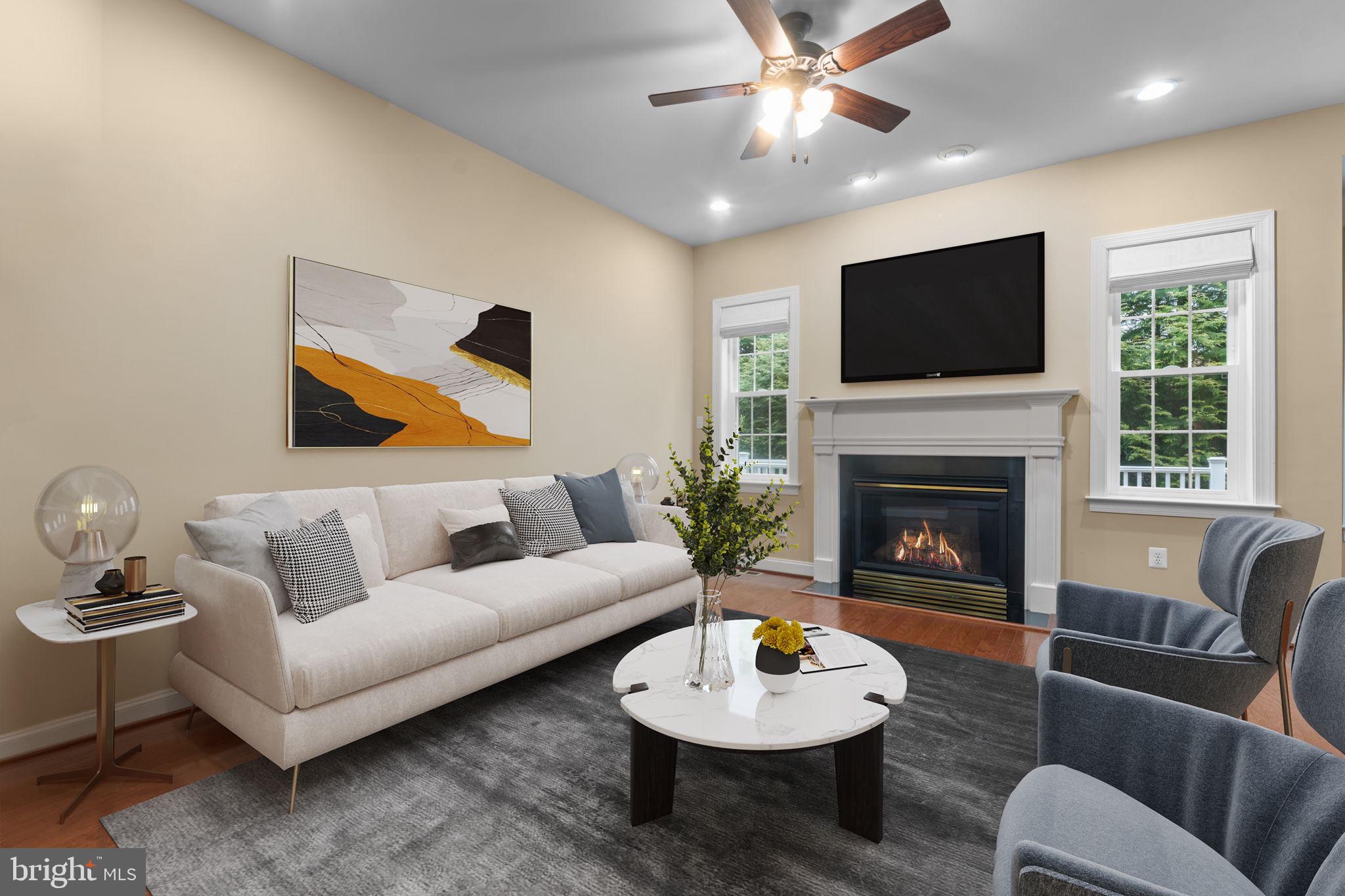 LOWES ISLAND - Residential