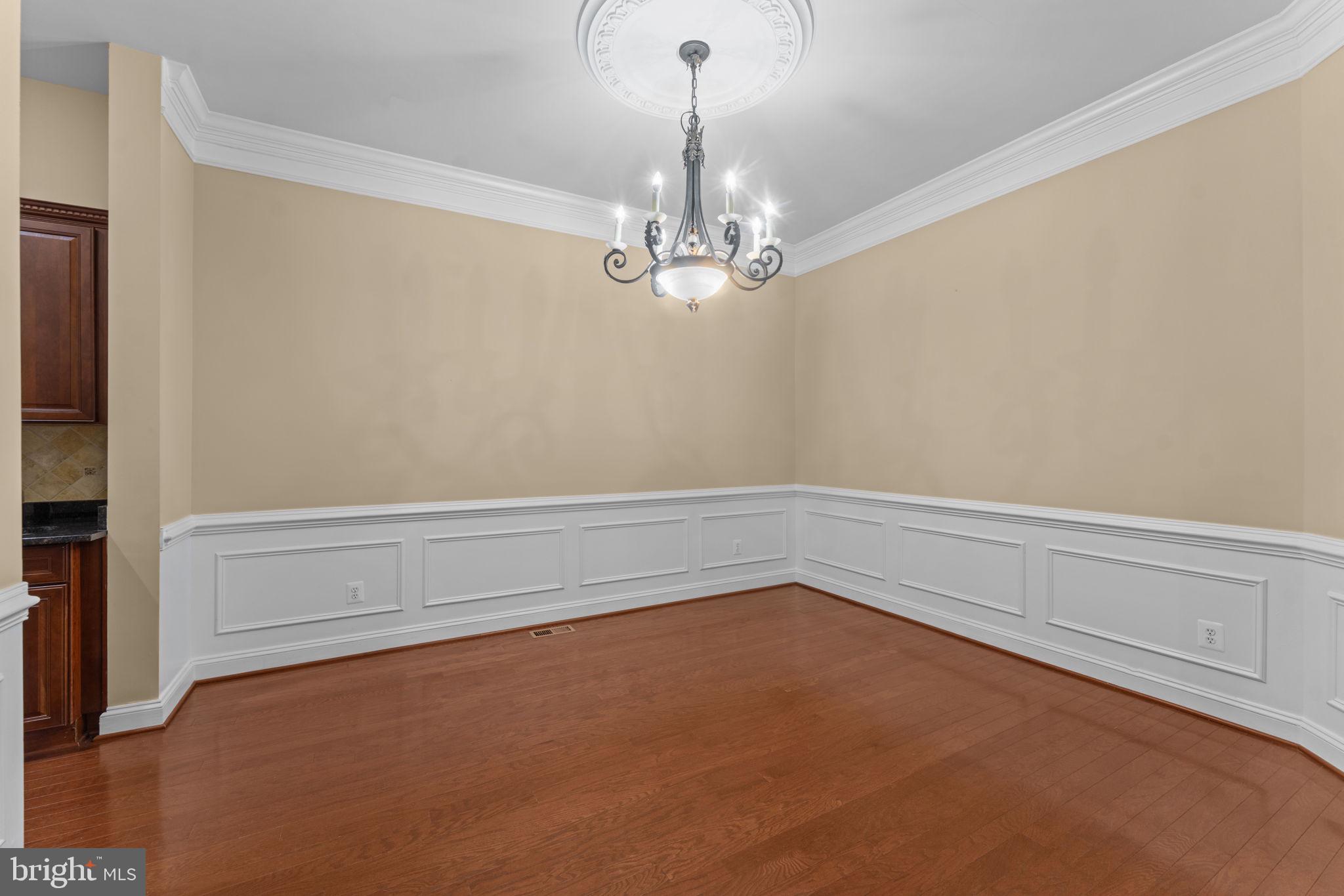 LOWES ISLAND - Residential