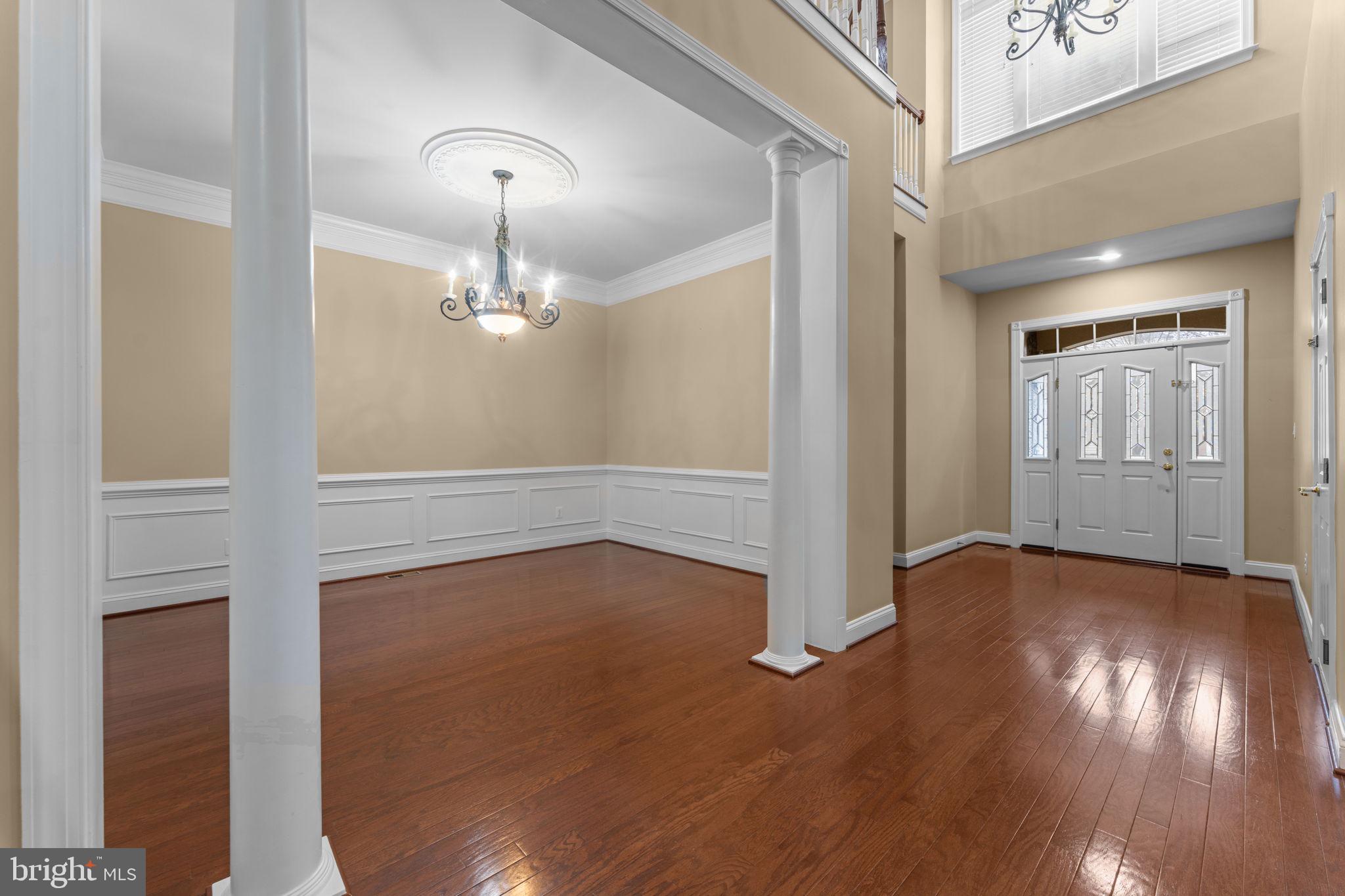 LOWES ISLAND - Residential