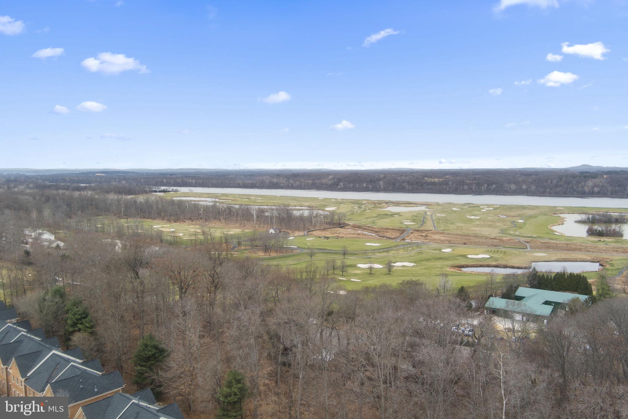 LOWES ISLAND - Residential