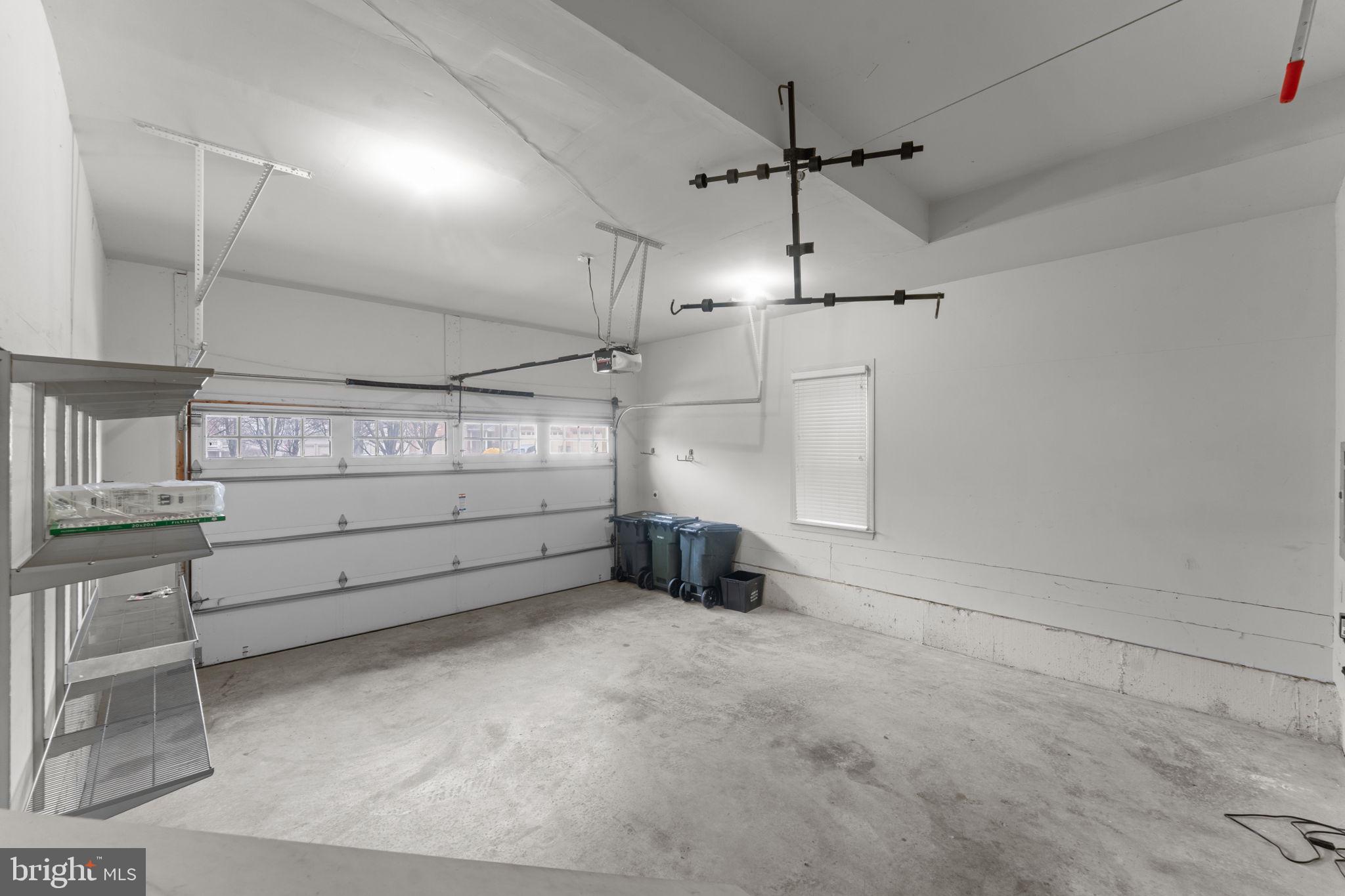 LOWES ISLAND - Residential